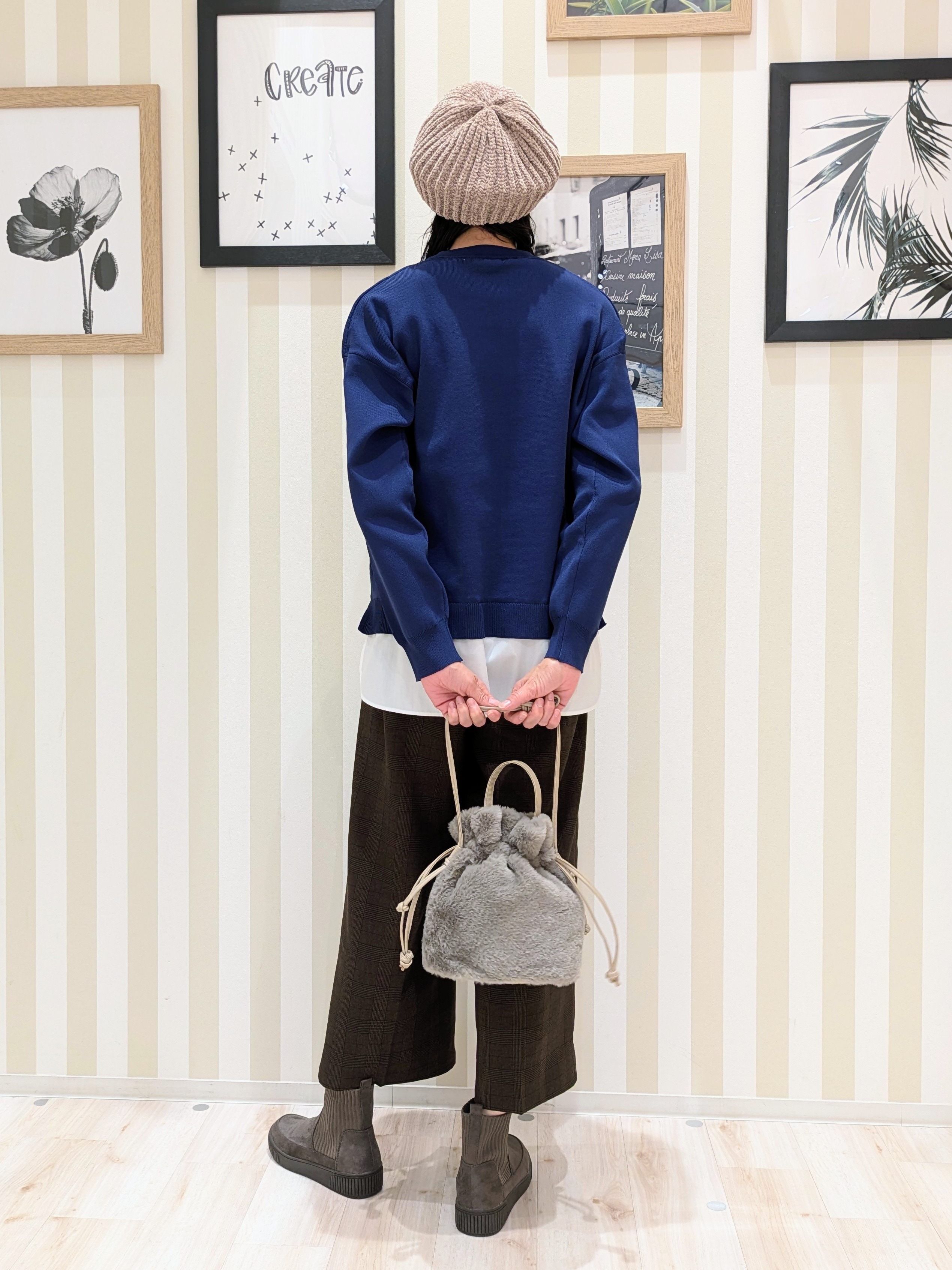 Mikiさんの「SHOO･LA･RUE｜【S-LL】着るだけできまる シャツレイヤード風 スポンディッシュニット」を使ったコーディネート