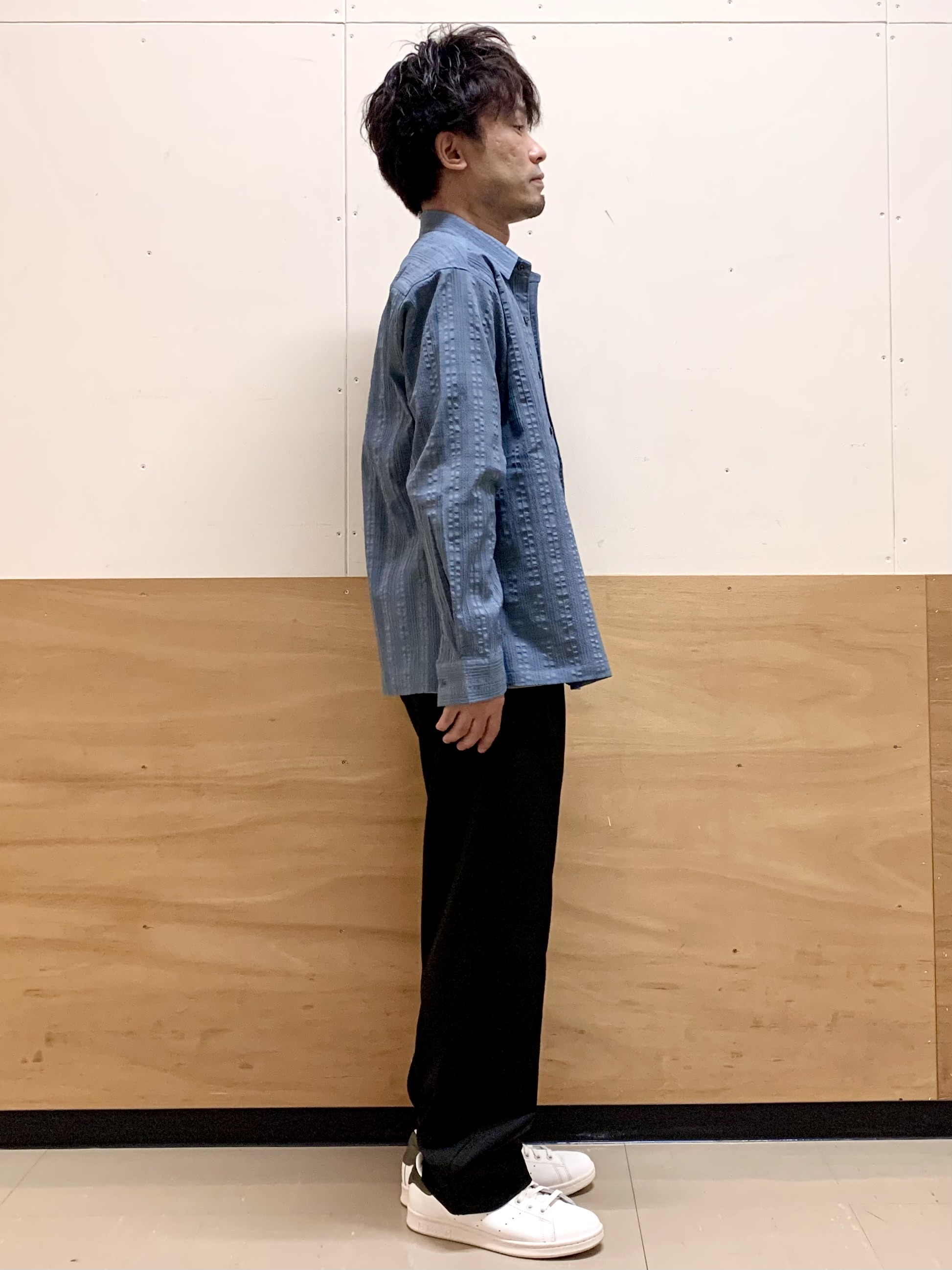 MATUさんの「THE SHOP TK｜【洗濯機OK】格子織 長袖シャツ」を使ったコーディネート