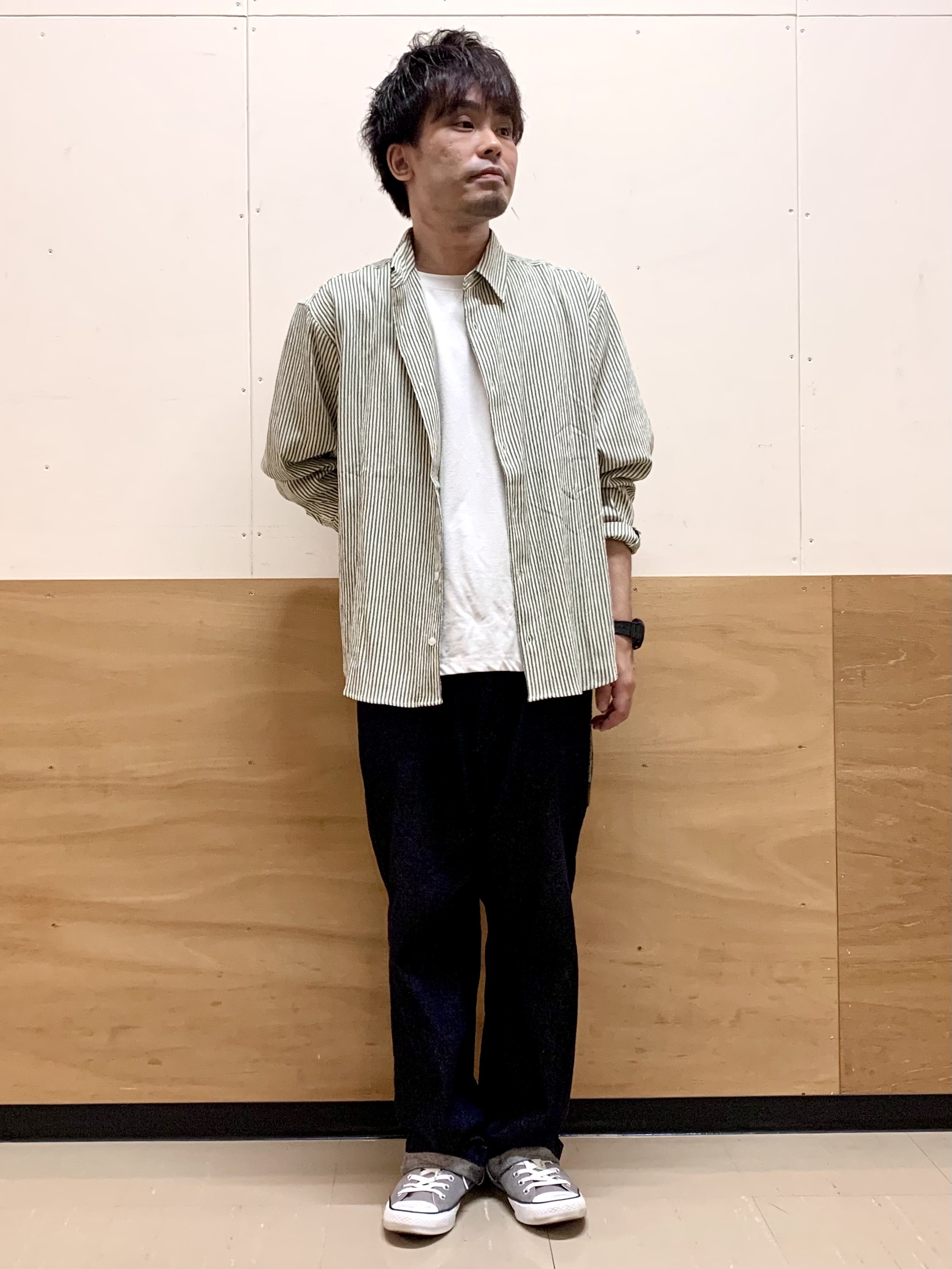 MATUさんの「THE SHOP TK｜【洗濯機OK】ストライプクレープ長袖シャツ」を使ったコーディネート