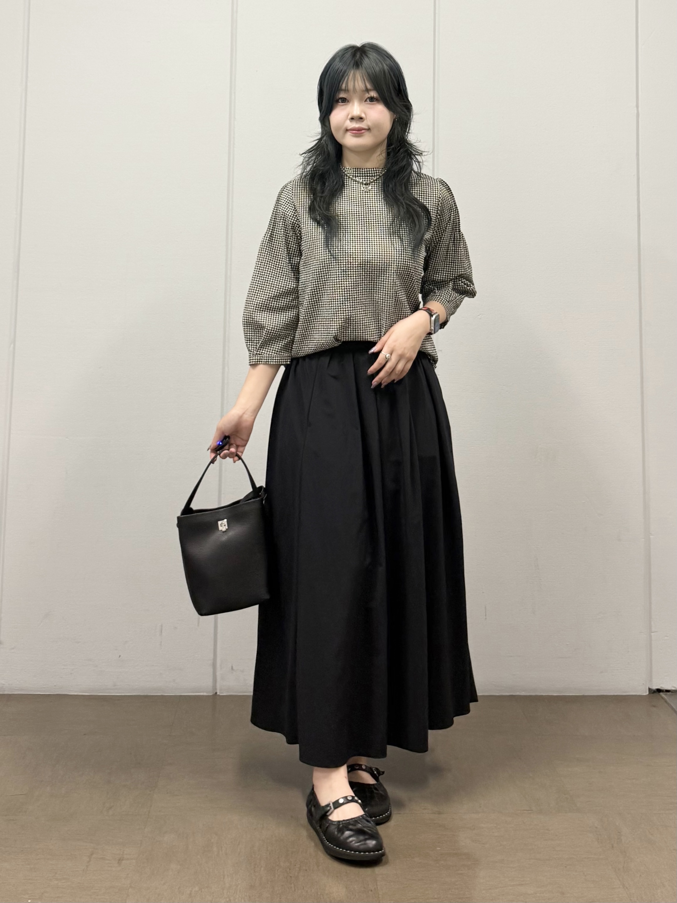 mizukiさんの「INDIVI｜【初秋にピッタリ！／洗える】凹凸素材ミニスタンドトップス」を使ったコーディネート