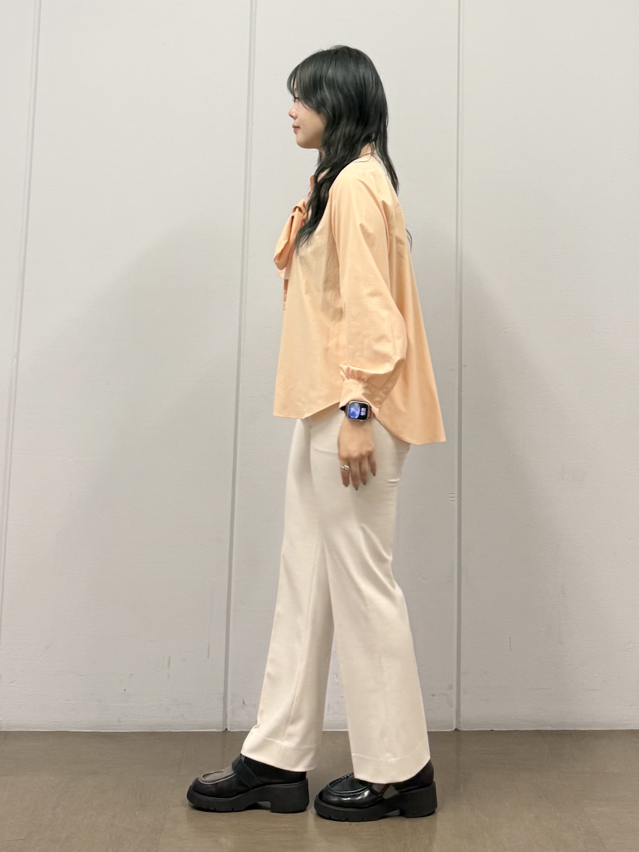 mizukiさんの「INDIVI｜【ストレッチ◎】取外し可ボウタイシャツ」を使ったコーディネート