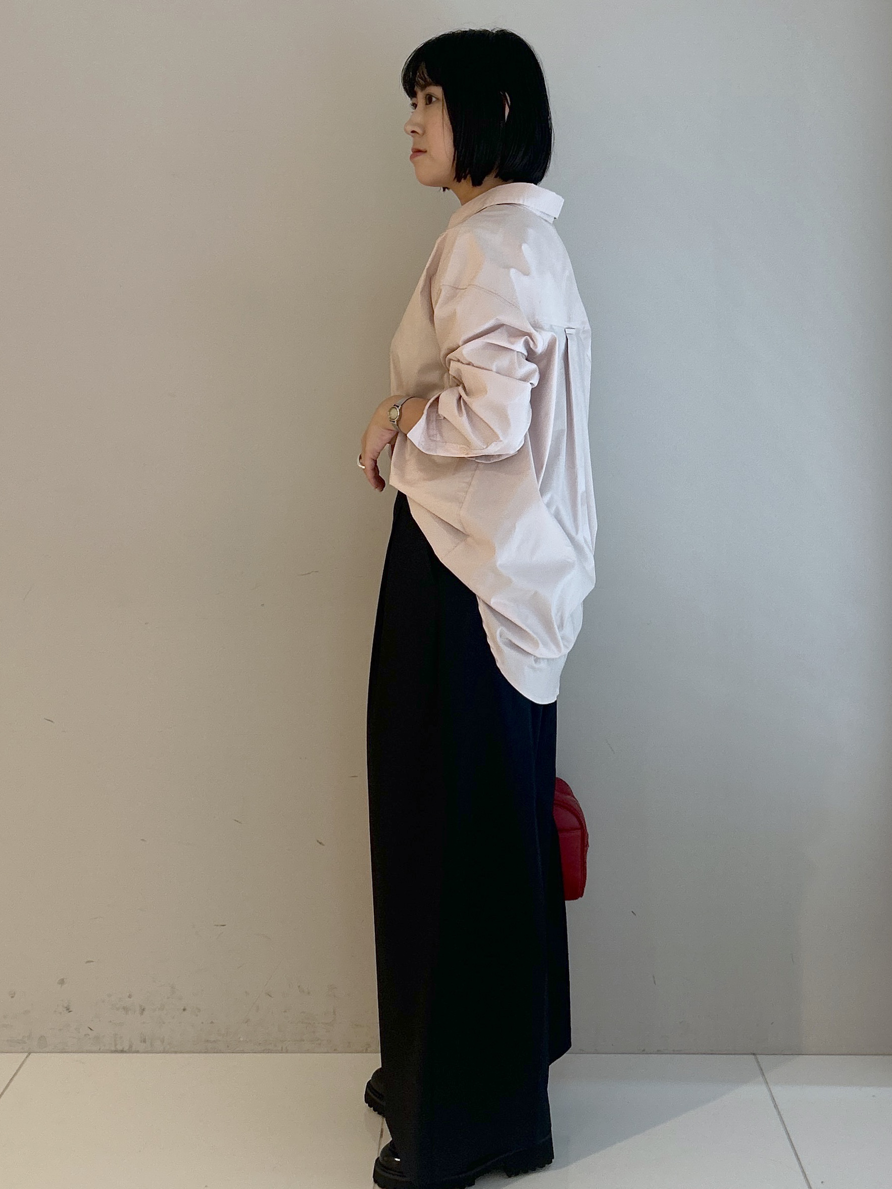 Hirokaさんの「Dessin｜【洗える/オンオフ着られる】袖裏ワンポイント刺繍 オーバーシャツ」を使ったコーディネート