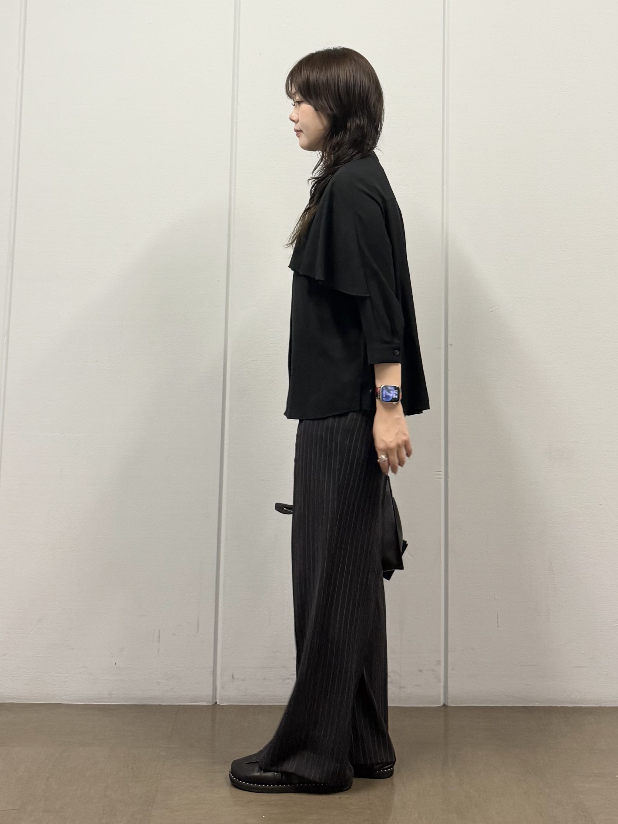 mizukiさんの「INDIVI｜【羽織りにも！/UVケア/着る日傘】ケープ風ブラウス」を使ったコーディネート