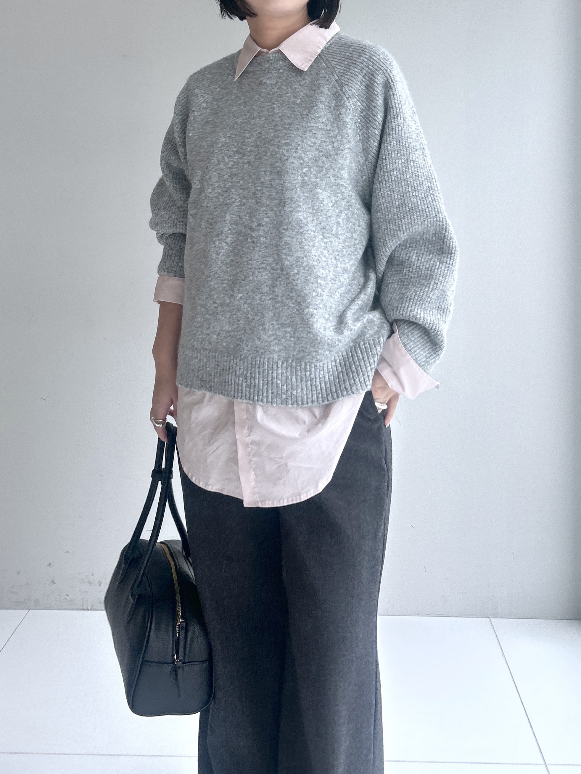 Hirokaさんの「Dessin｜【洗濯機OK/サスティナブル/6色展開】編地切替ラグラン ニットプルオーバー」を使ったコーディネート