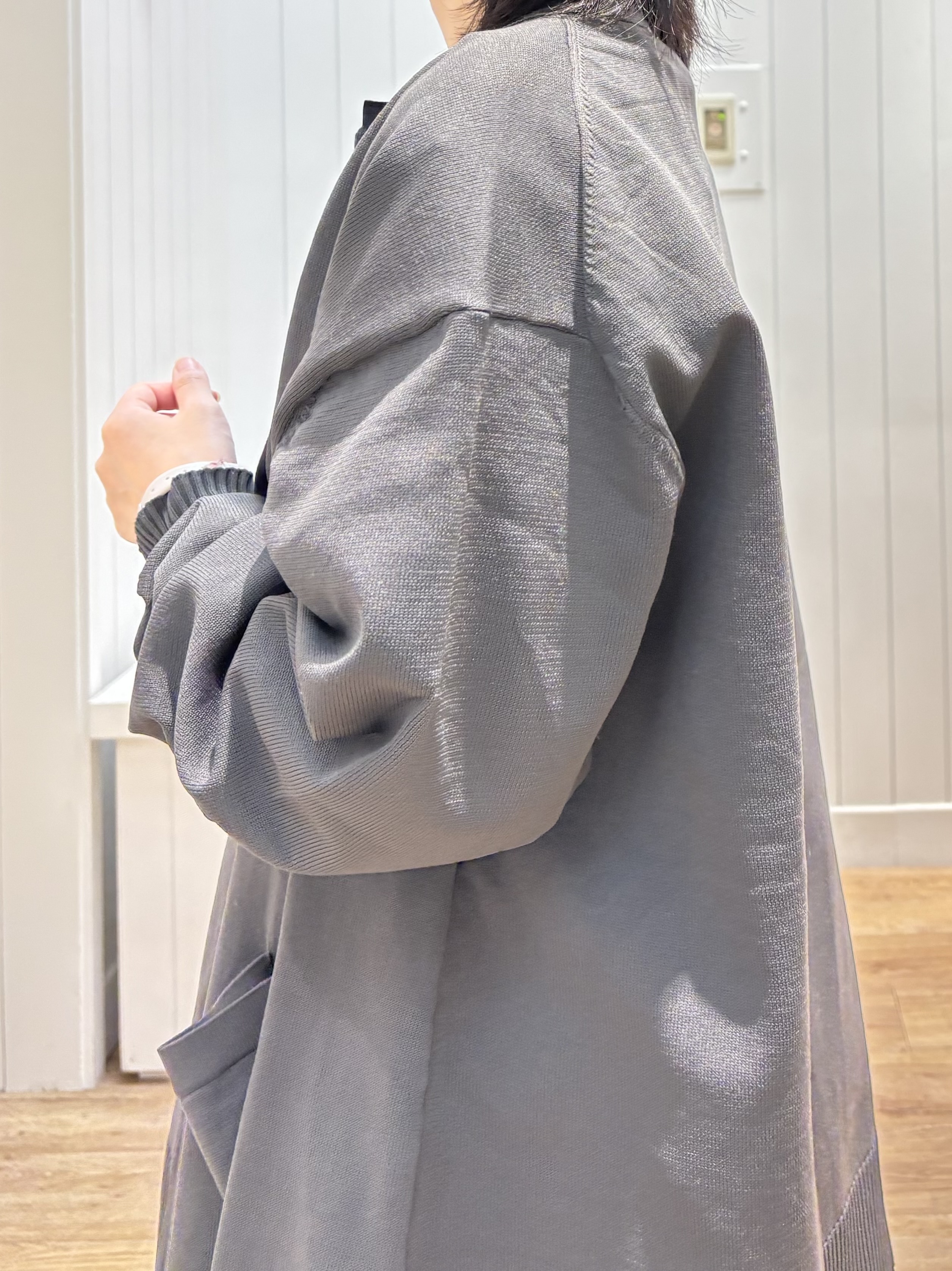 OKADAさんの「Dessin｜【サスティナブル/洗濯機OK】オーバーサイズVネックカーディガン」を使ったコーディネート