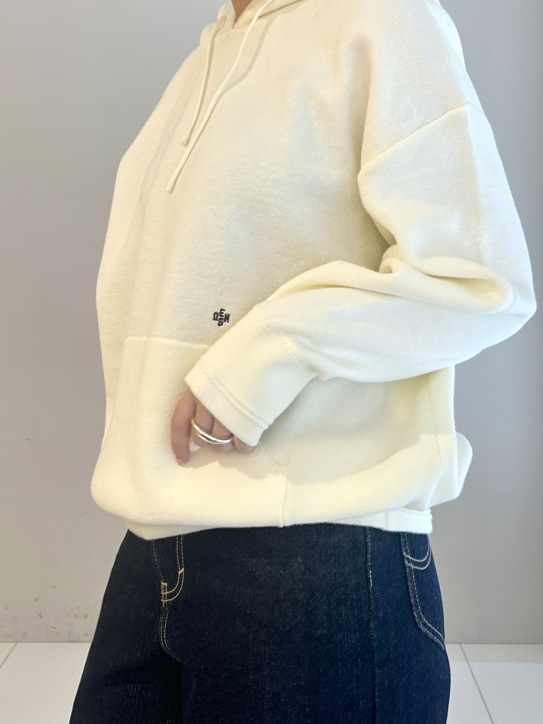Hirokaさんの「Dessin｜【洗濯機OK】コットンジャカード フーデッドニットパーカ」を使ったコーディネート