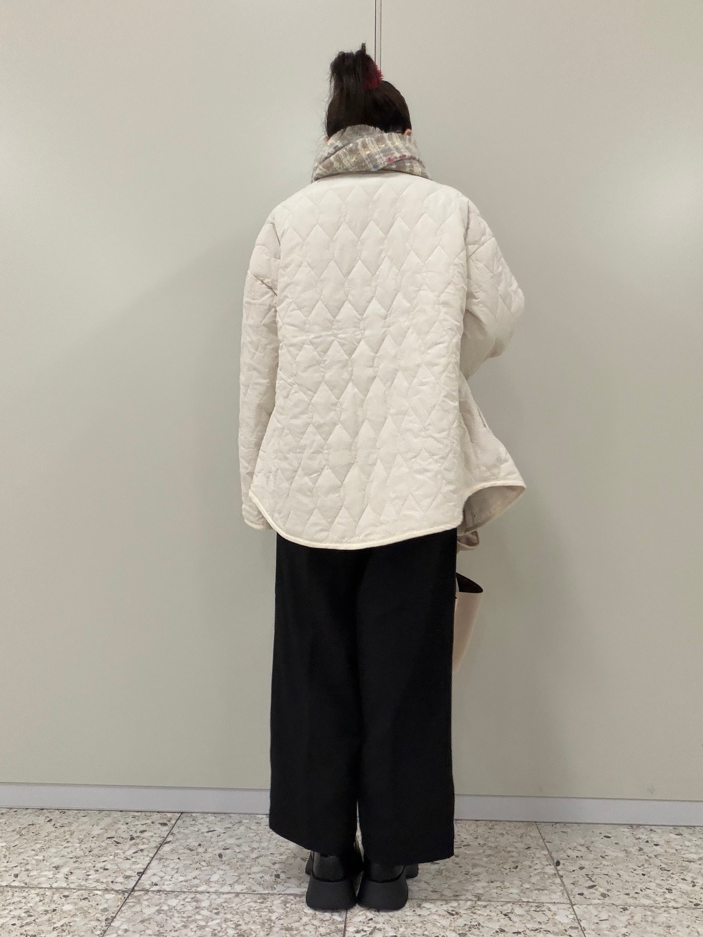 ひよりん⭐️さんの「SHOO･LA･RUE｜【撥水/S-LL/洗濯機可】ウエスト絞れる キルト中綿ジャケット」を使ったコーディネート