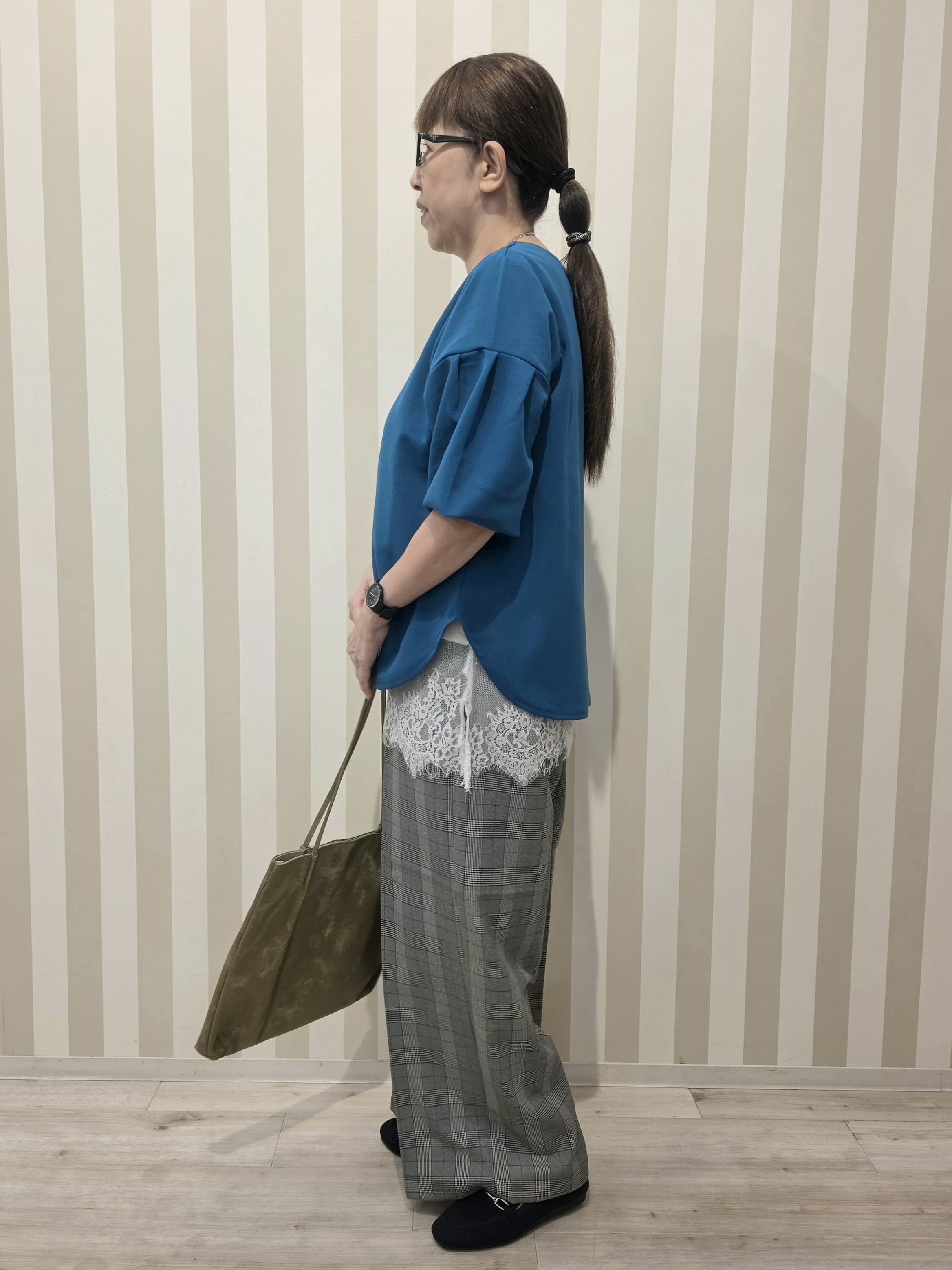 nonaさんの「SHOO･LA･RUE｜【着丈選べる/2点セット/S-LL/洗濯機可】ネックレス付き 着心地さらり7分袖ブラウス」を使ったコーディネート