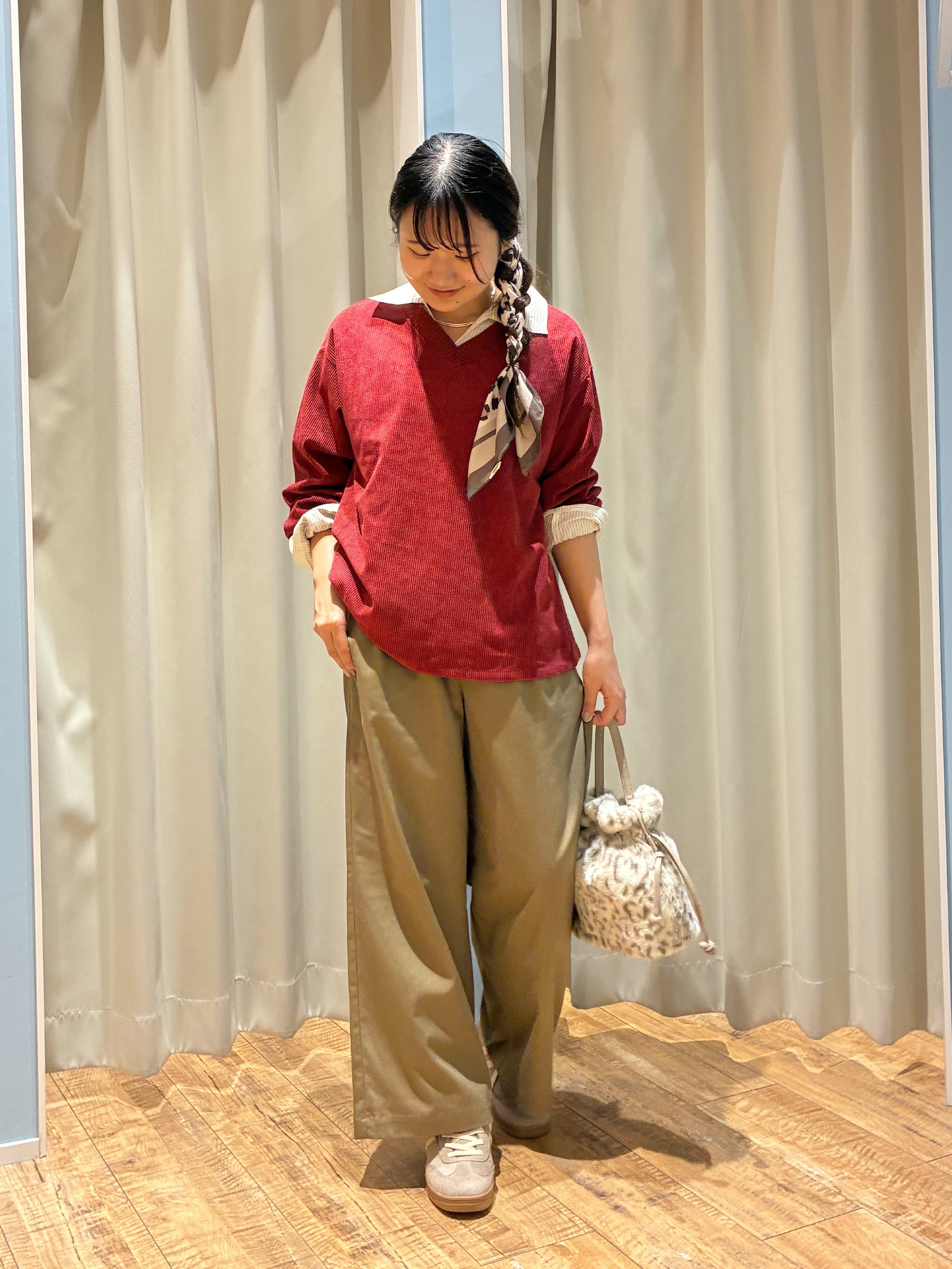 もんちゃんさんの「SHOO･LA･RUE｜【洗濯機可】インせず決まるAライン ストライプスキッパーシャツ」を使ったコーディネート