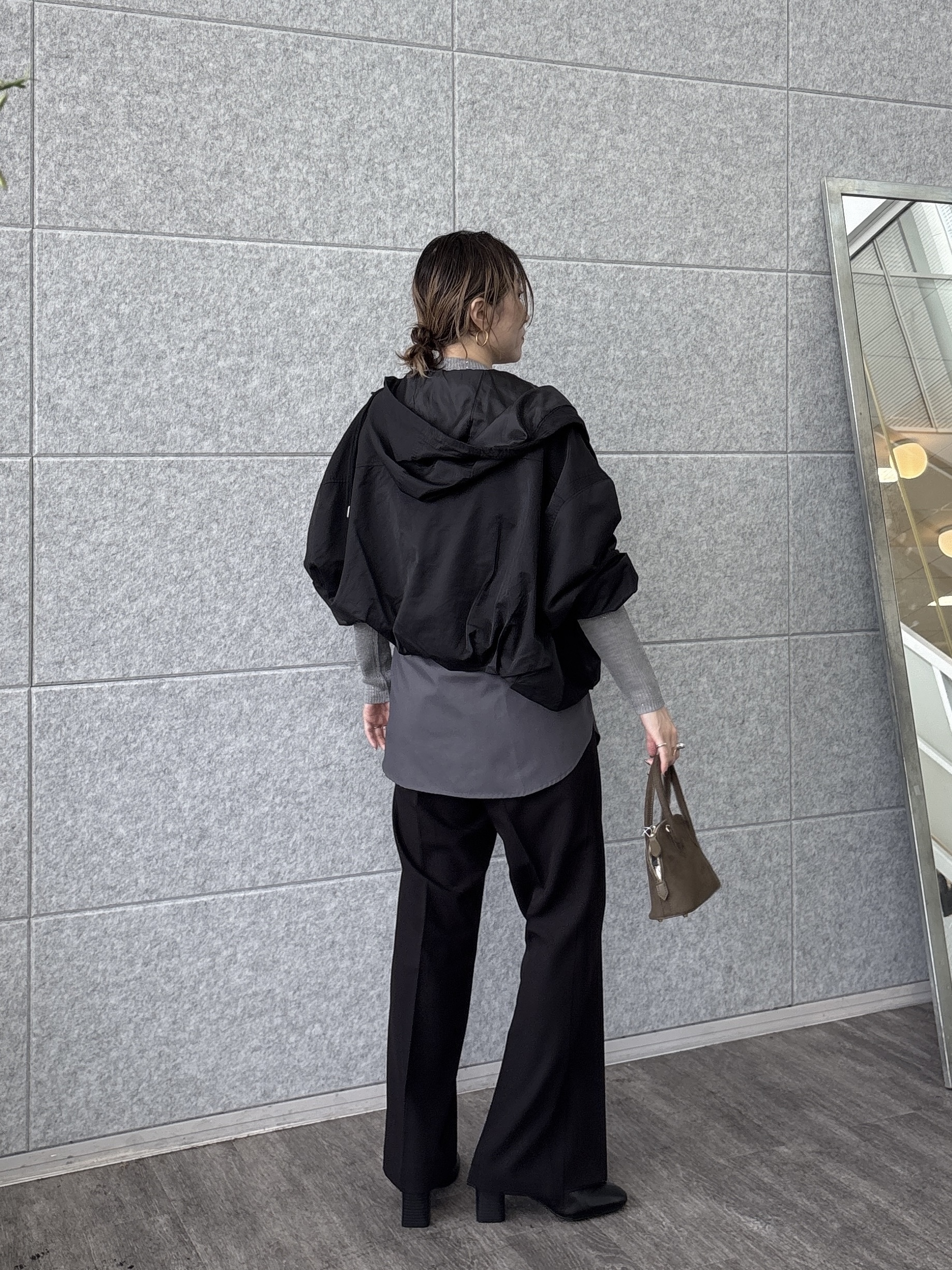 kotakiさんの「INDIVI｜ツイルフーディブルゾン」を使ったコーディネート