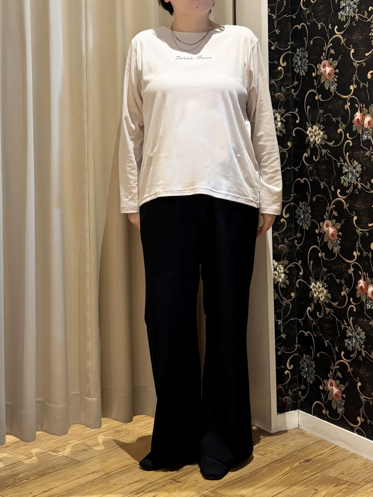たみさんの「SHOO･LA･RUE｜【S-LL/洗濯機可】レイヤード風でこなれ見え 配色カーディガン」を使ったコーディネート