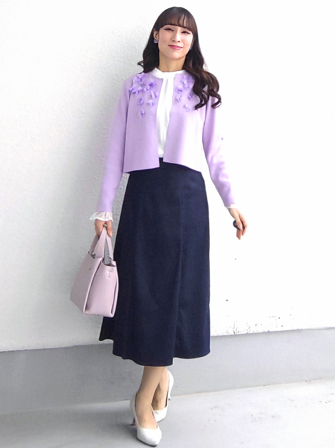 keinaさんの「SunaUna｜【手洗い可】花モチーフ付カーディガン」を使ったコーディネート