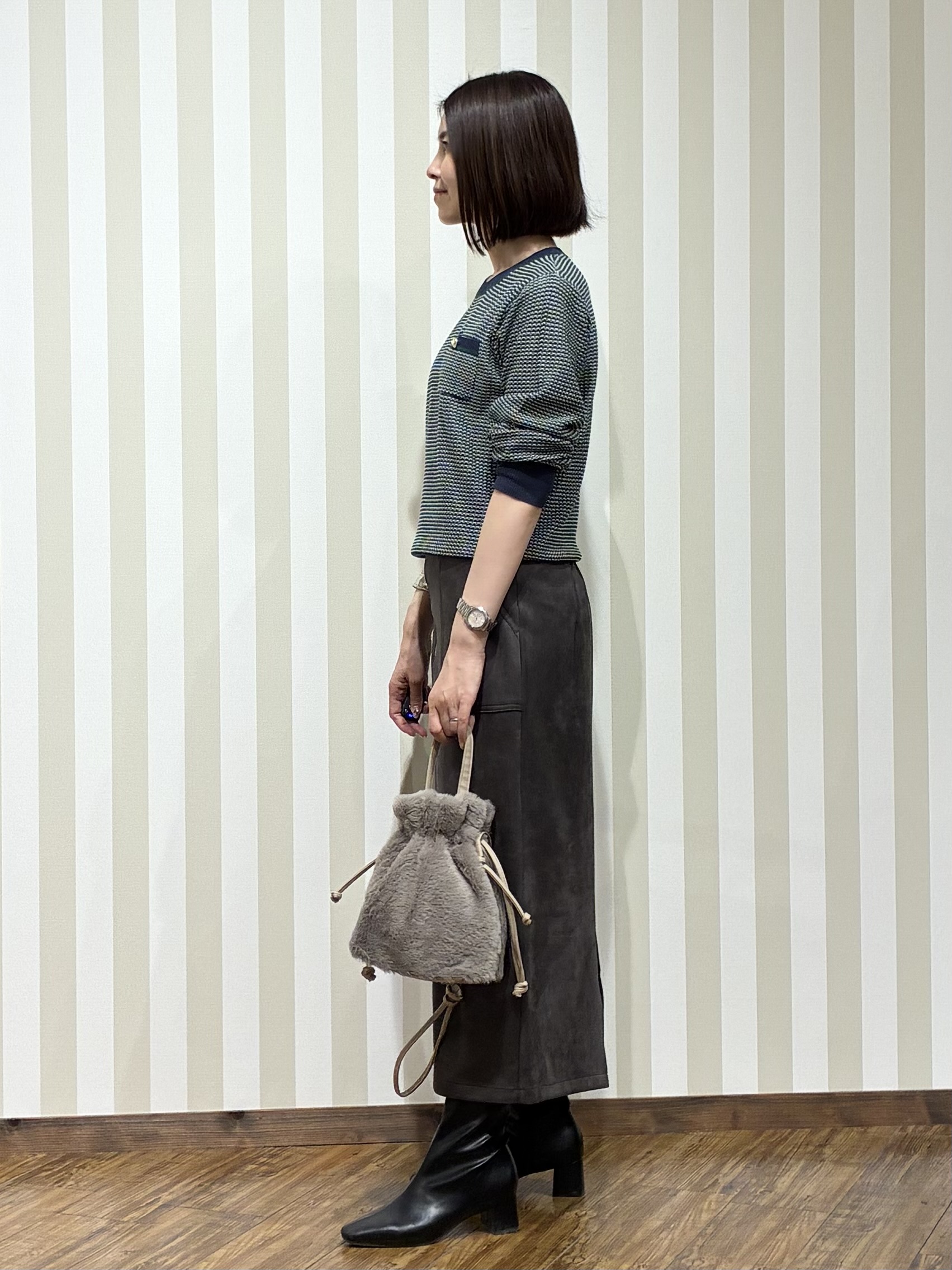 SAOさんの「SHOO･LA･RUE｜【S-LL/洗濯機可】1枚でサマになる カノコ編み配色クルーネックニット」を使ったコーディネート
