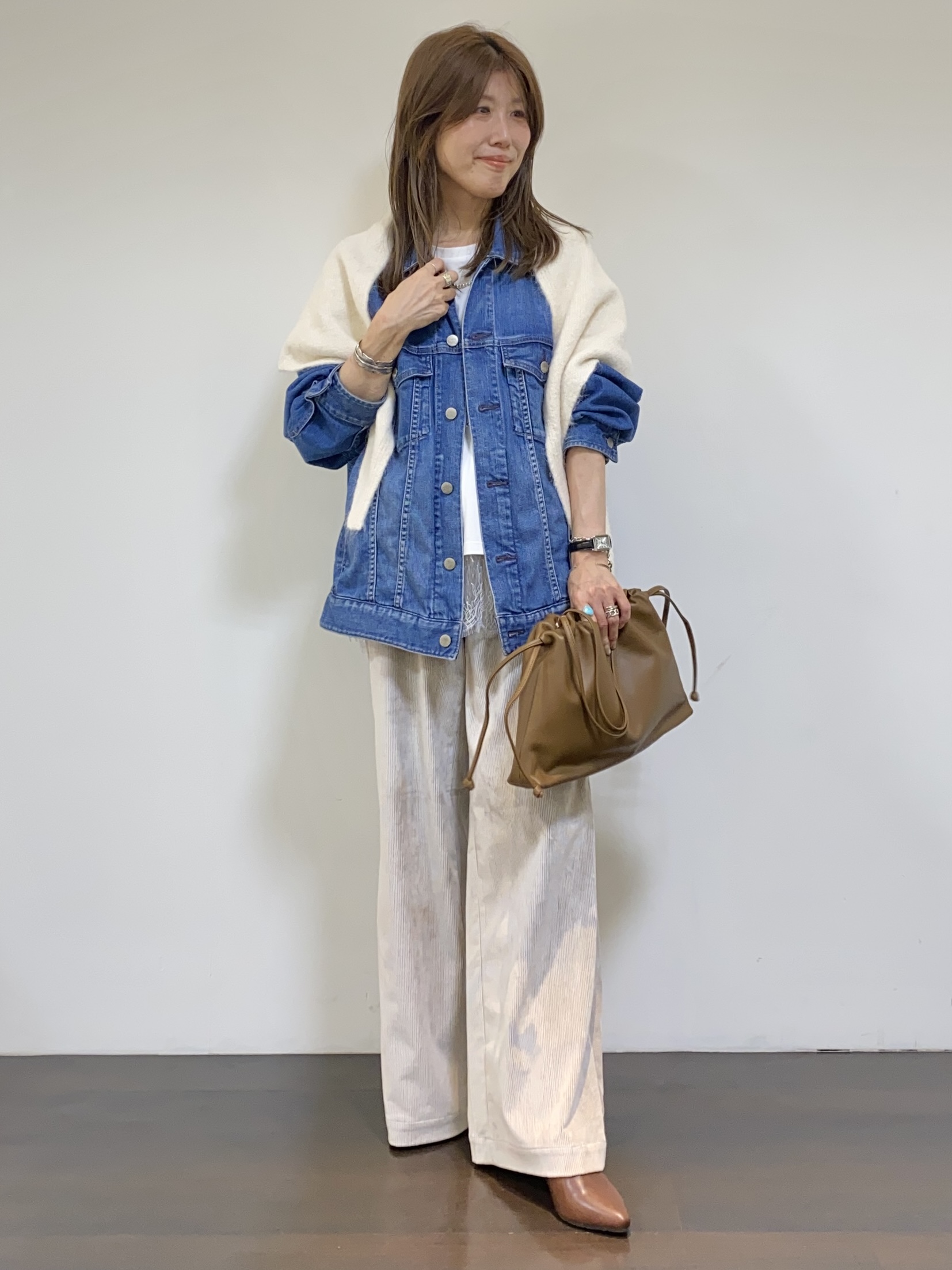 tomoさんの「UNTITLED｜【Healthy DENIM】別注Bran／デニムジャケット」を使ったコーディネート