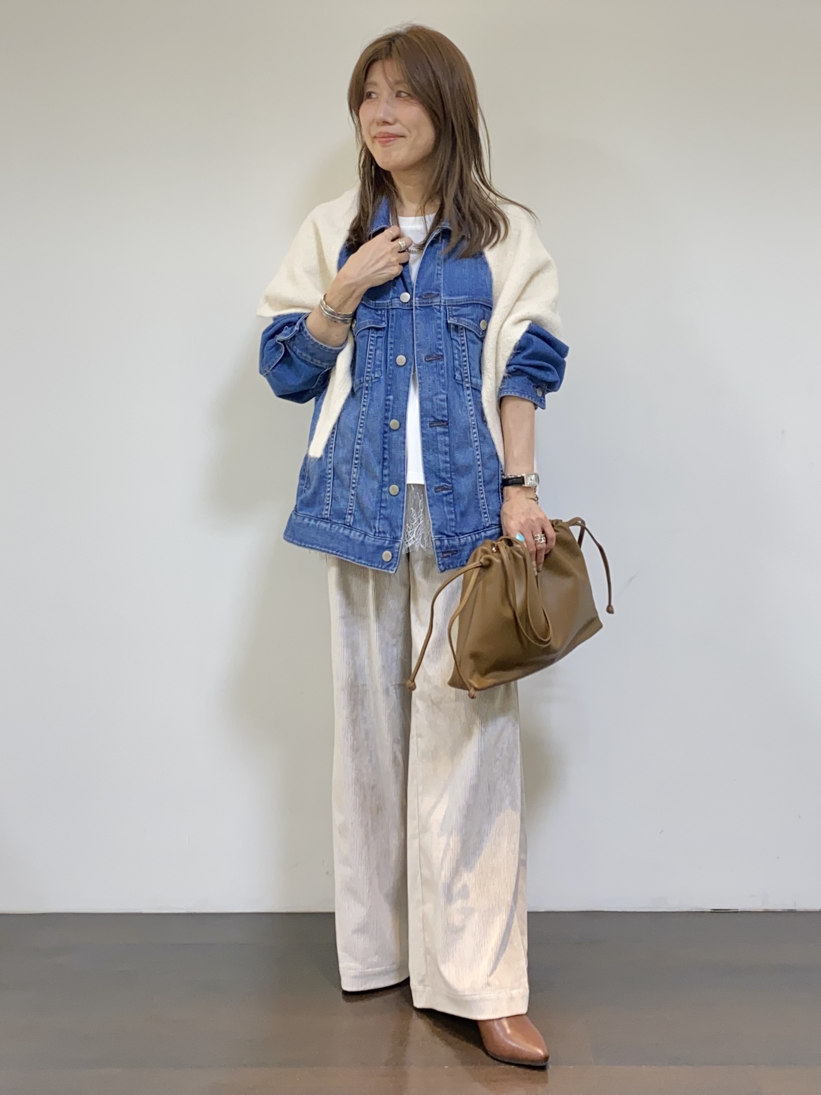 tomoさんの「UNTITLED｜【Healthy DENIM】別注Bran／デニムジャケット」を使ったコーディネート