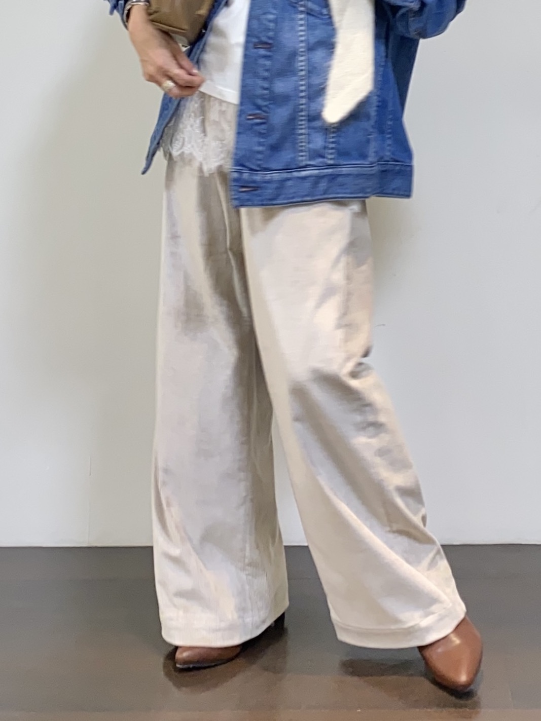 tomoさんの「UNTITLED｜【Healthy DENIM】別注Bran／デニムジャケット」を使ったコーディネート