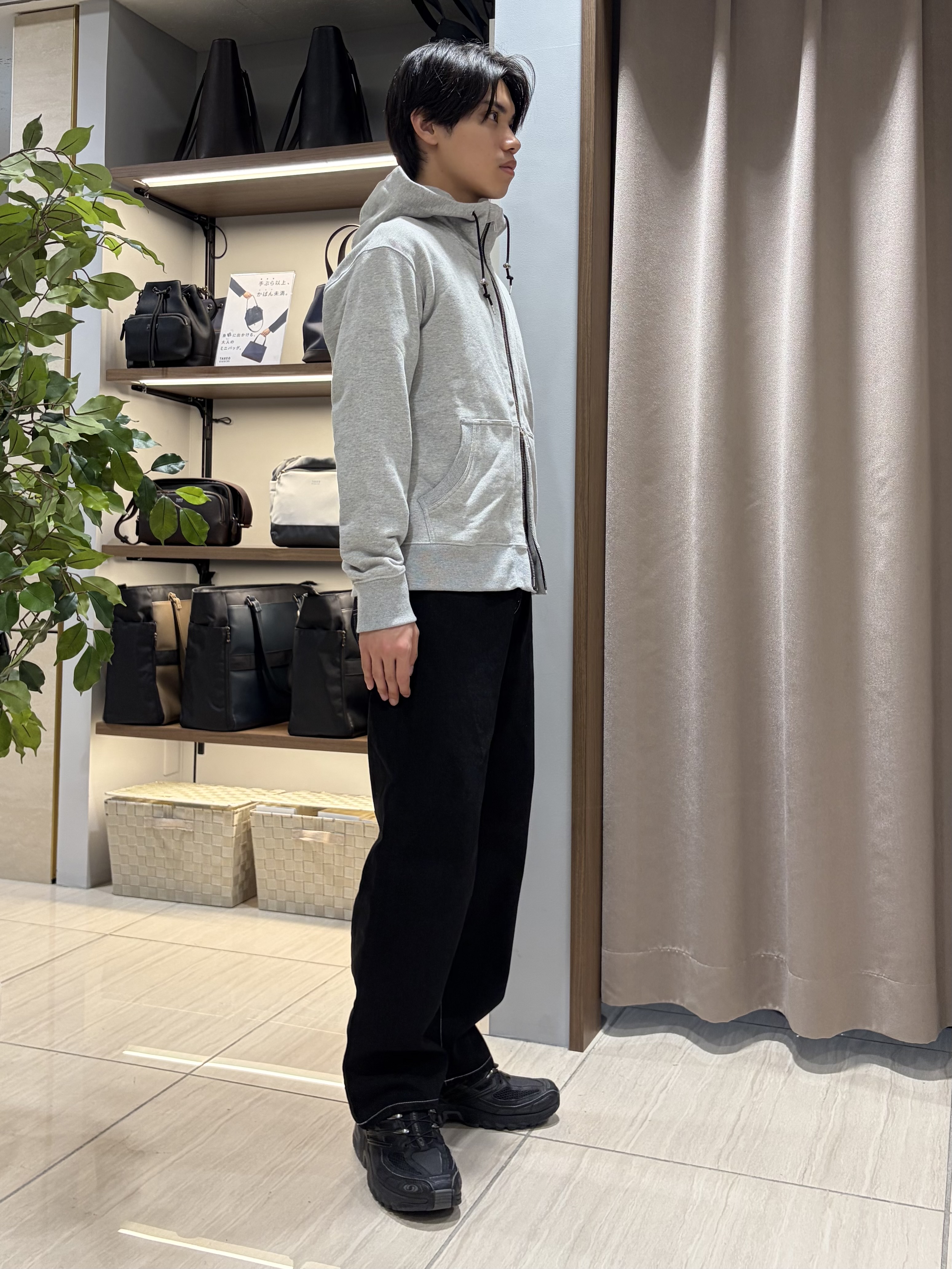 hiroさんの「TAKEO KIKUCHI｜【Made in JAPAN】ドモドソーラ ゴムメッシュベルト」を使ったコーディネート