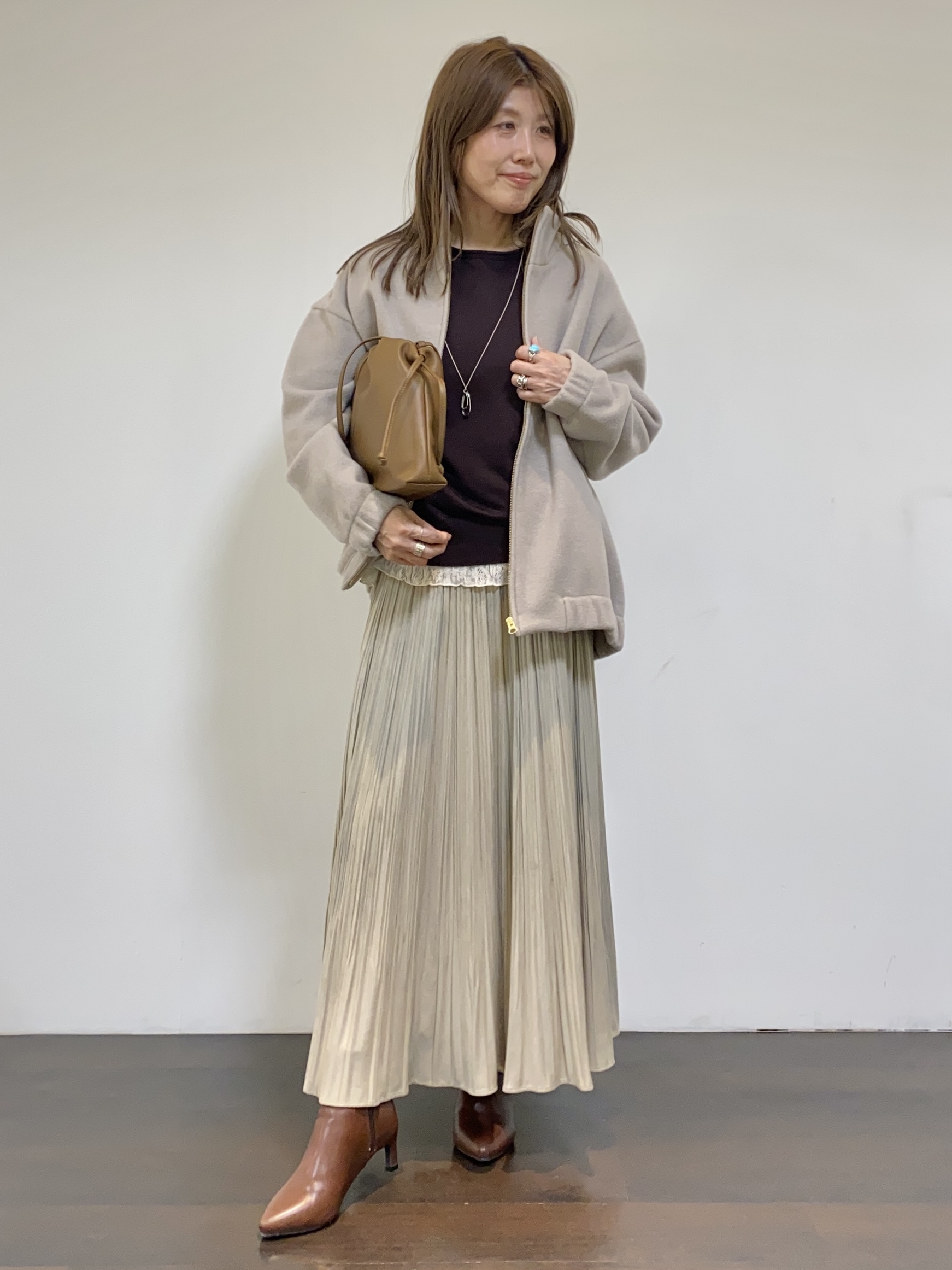 tomoさんの「UNTITLED｜【軽アウター/きれいめスポーティ】スタンドカラージップコート」を使ったコーディネート