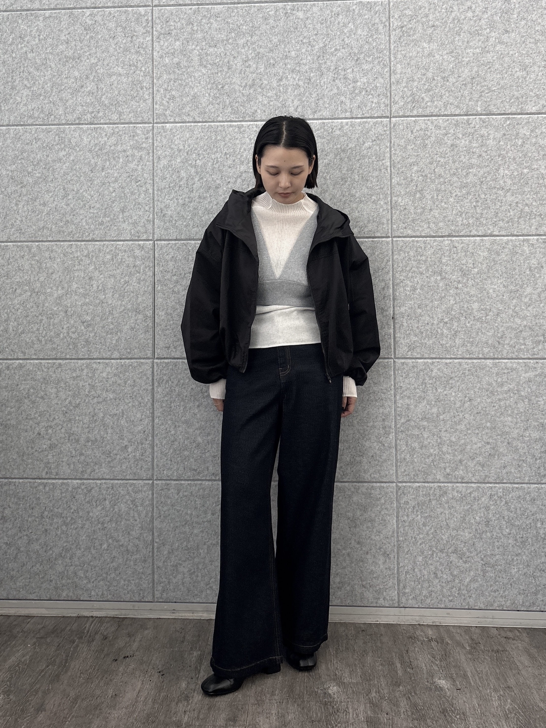ayanoさんの「INDIVI｜シアースパンコールハイネックニット」を使ったコーディネート