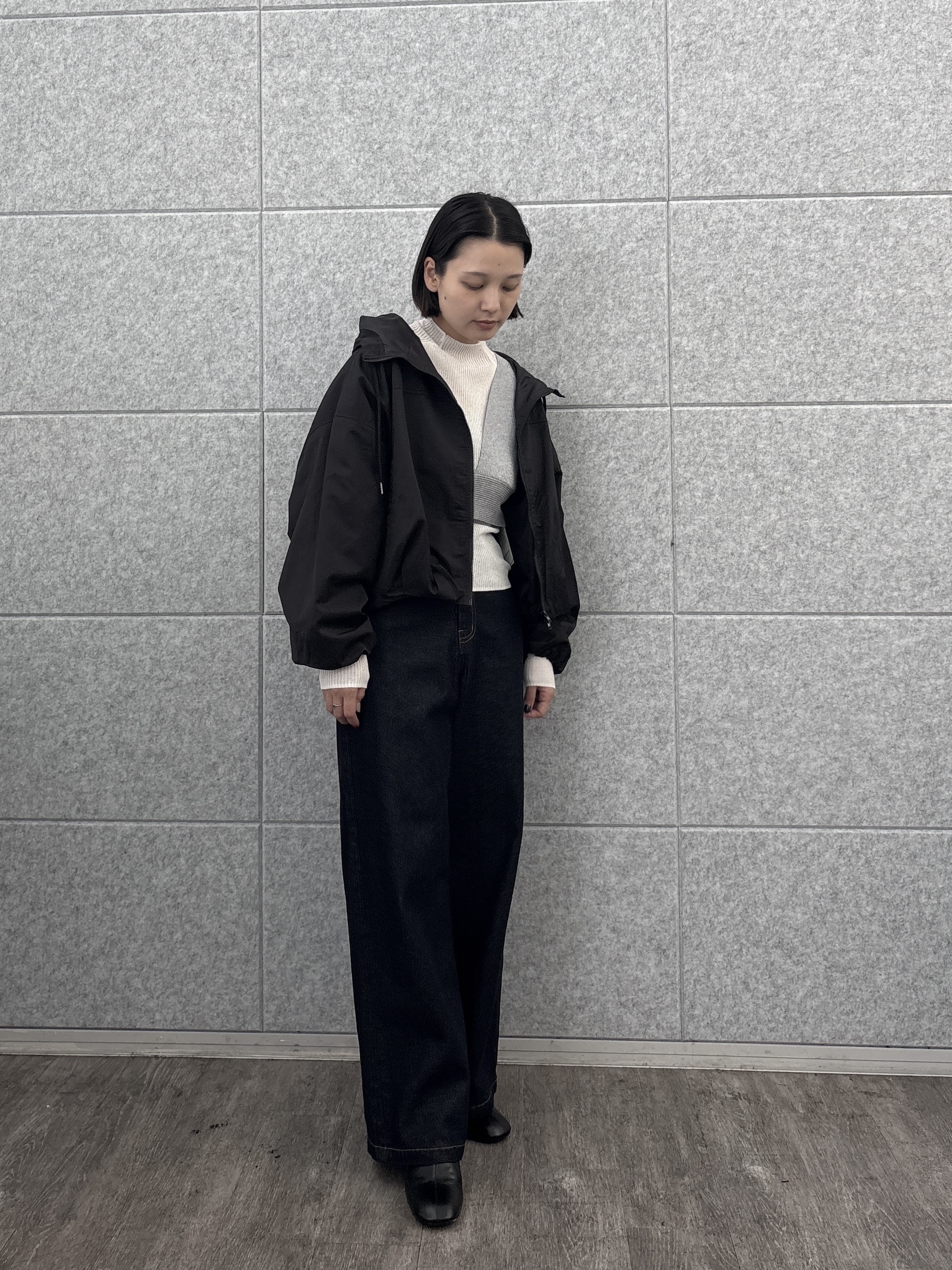 ayanoさんの「INDIVI｜シアースパンコールハイネックニット」を使ったコーディネート