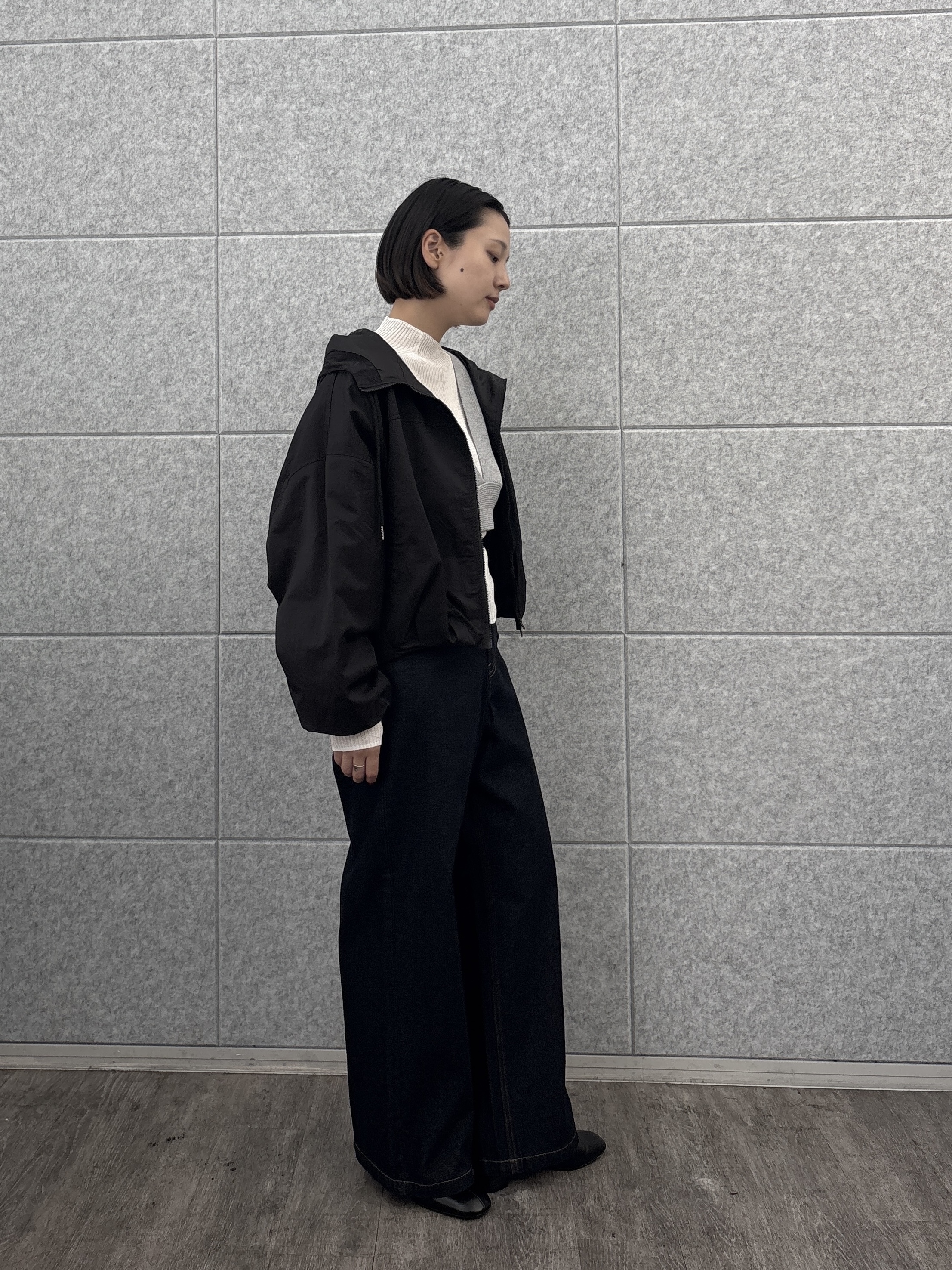 ayanoさんの「INDIVI｜シアースパンコールハイネックニット」を使ったコーディネート