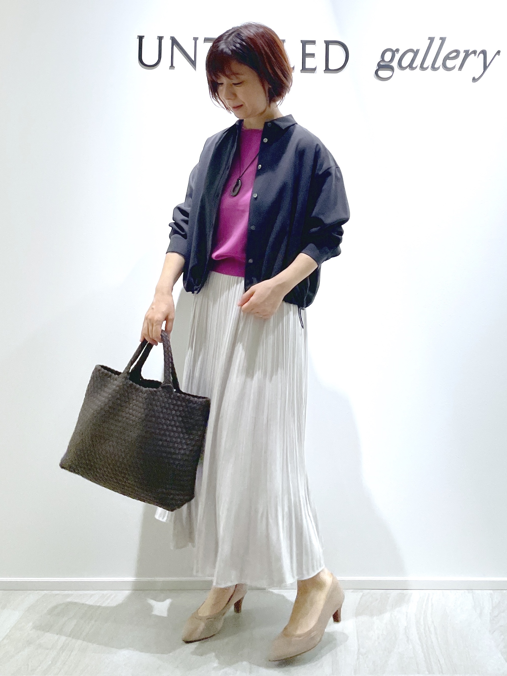 hanaさんの「UNTITLED｜【秋羽織り/セットアップ可/UVカット】エアリークールドロストシャツ」を使ったコーディネート