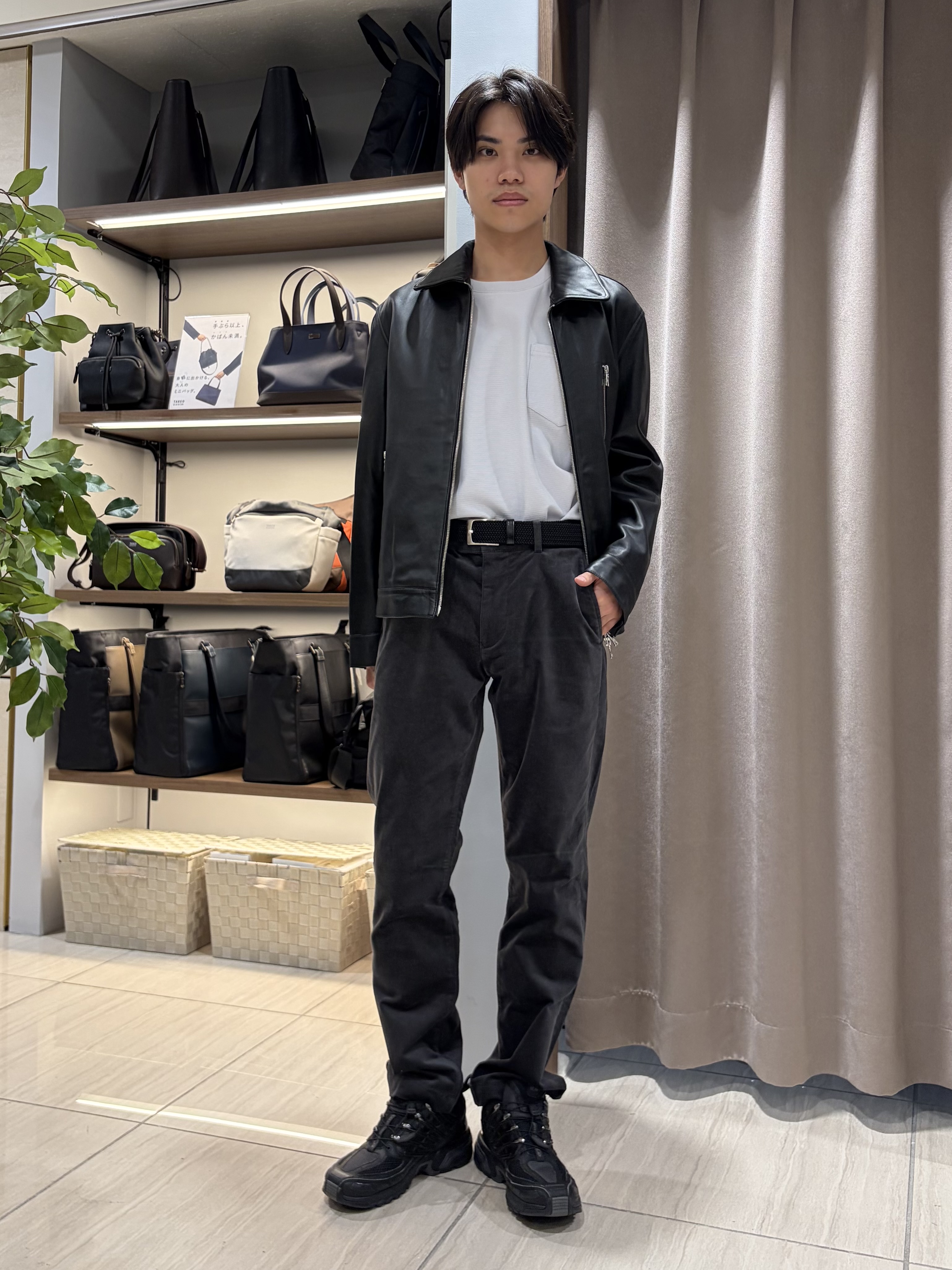 hiroさんの「TAKEO KIKUCHI｜【Made in JAPAN】ドモドソーラ ゴムメッシュベルト」を使ったコーディネート