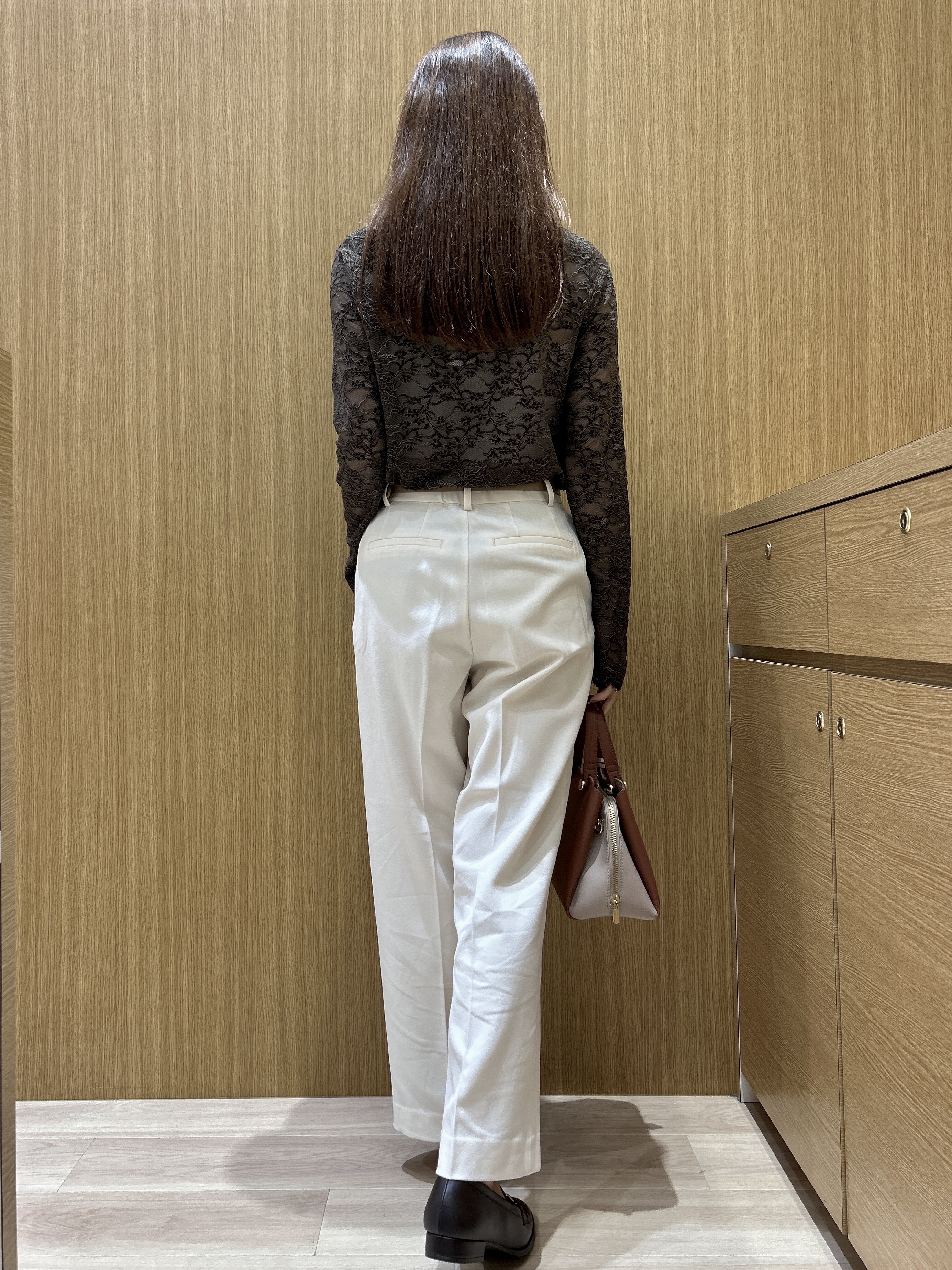 maiさんの「OPAQUE.CLIP｜レースベロア トップス【洗濯機OK】」を使ったコーディネート