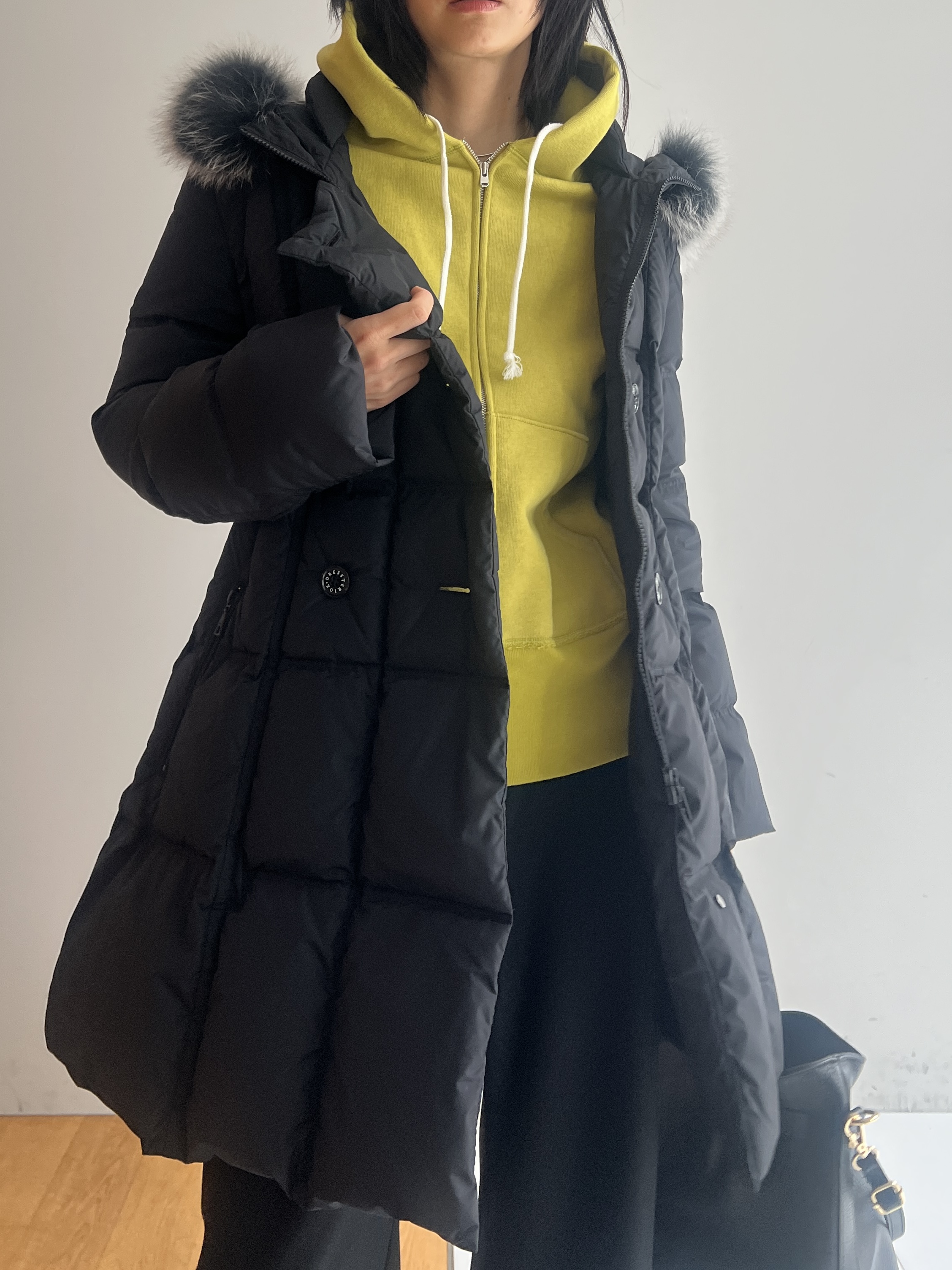 misaさんの「DRESSTERIOR｜◆MILOS（ミロス）金具付きトートバッグ」を使ったコーディネート