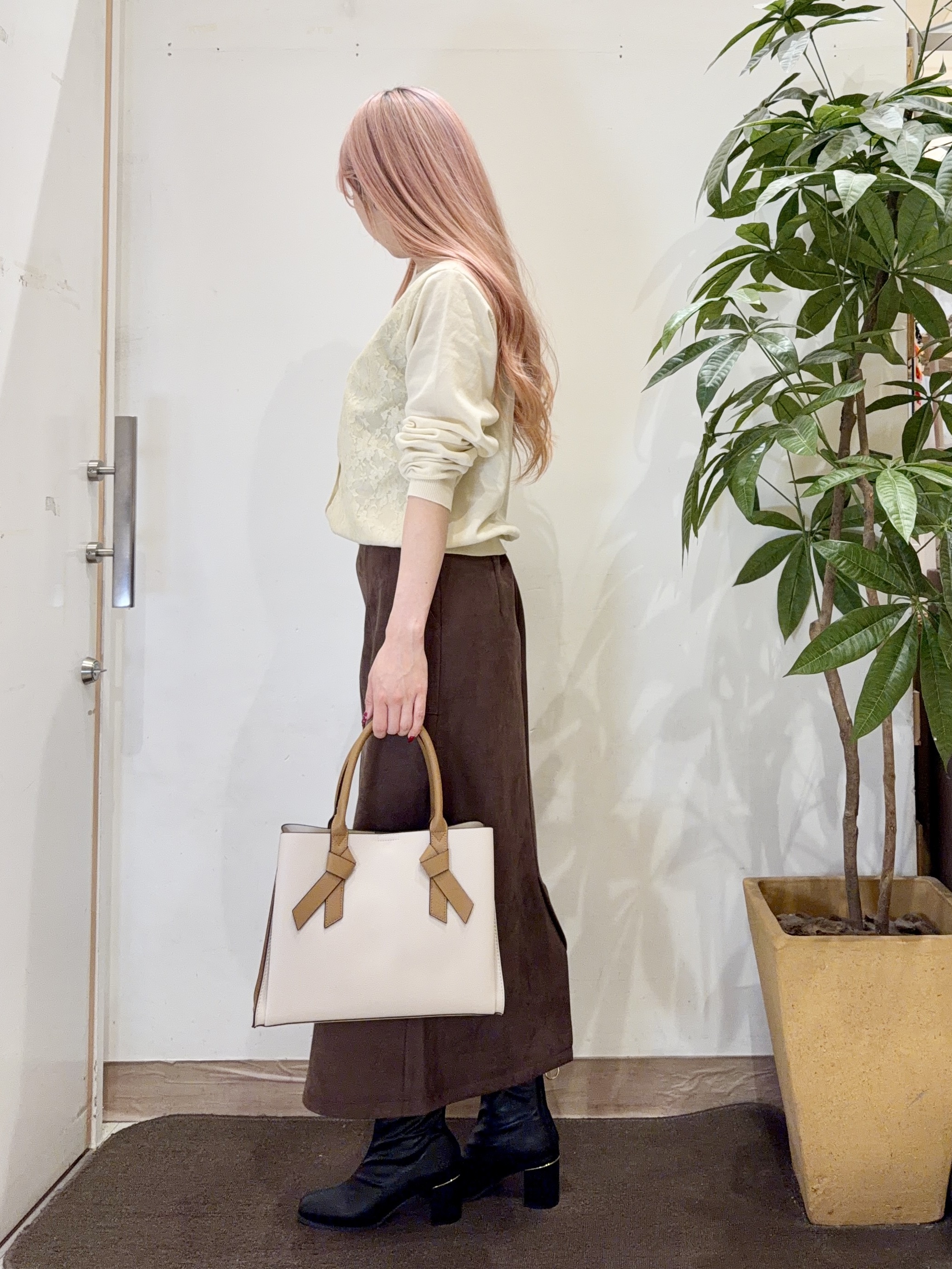 AYUMIさんの「SHOO･LA･RUE｜【洗濯機可/S-LL】周りと差がつく レースデザインカーディガン」を使ったコーディネート