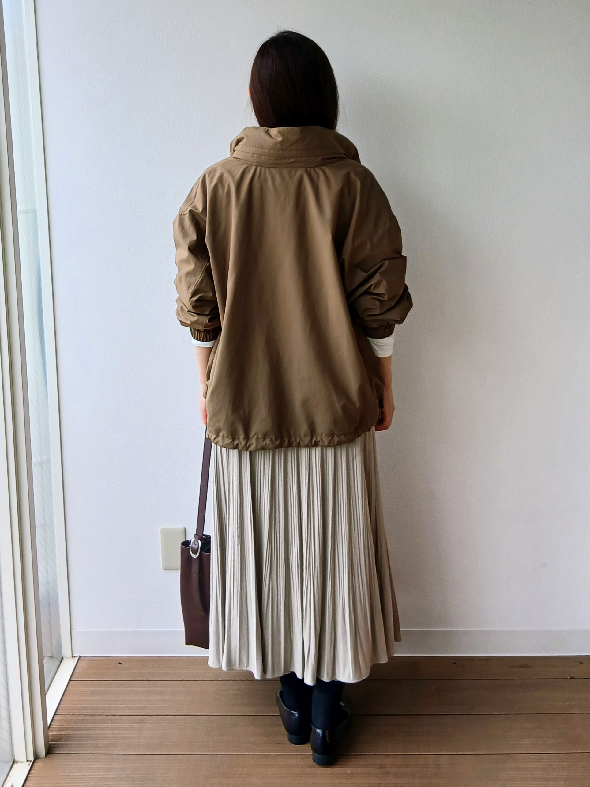なみきさんの「UNTITLED｜【撥水/軽アウター/2way】タフタマウンテンパーカー」を使ったコーディネート