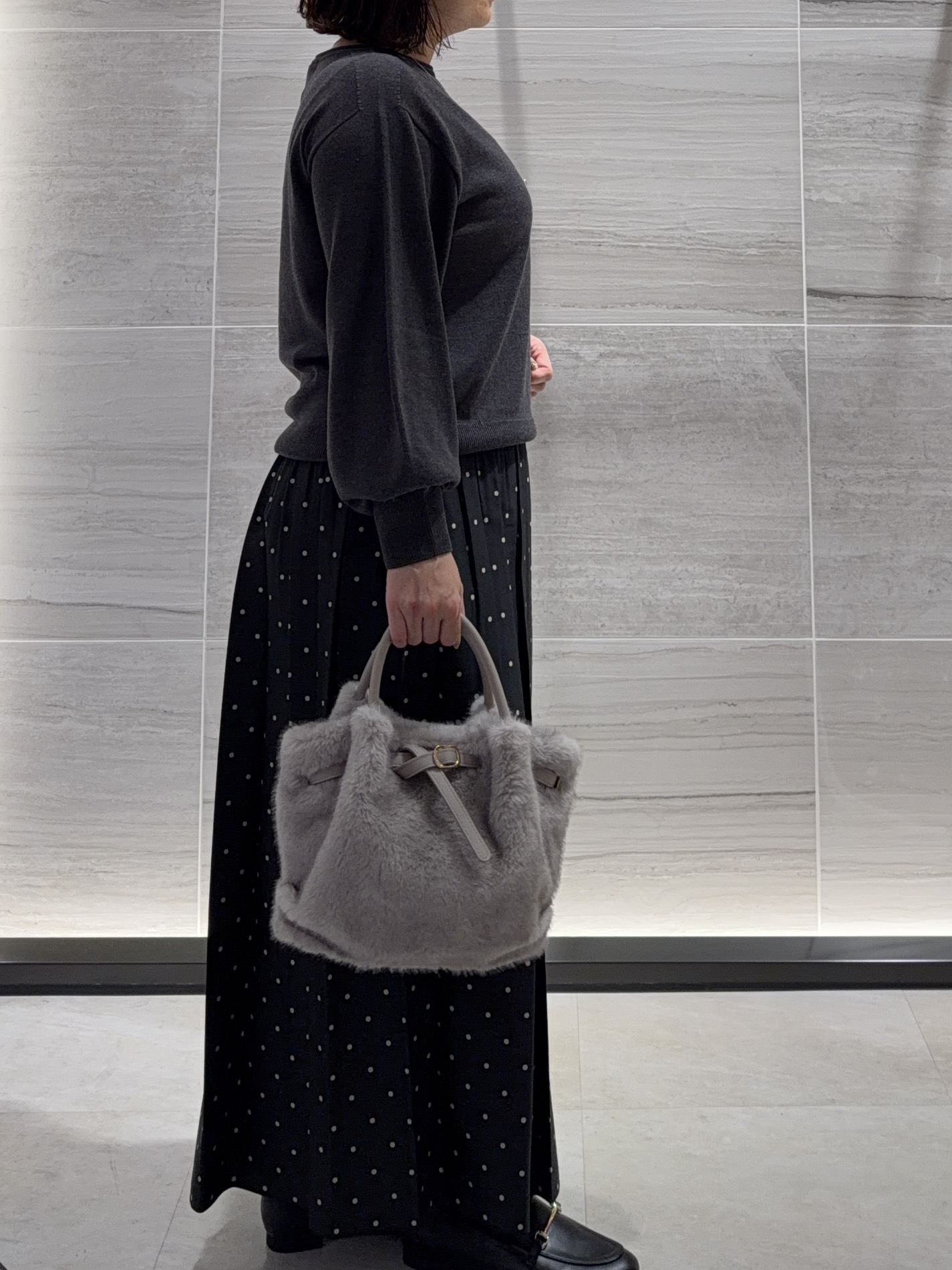 Asamiさんの「UNTITLED｜【大人の抜け感/8色展開】ボリュームスリーブニットプルオーバー」を使ったコーディネート