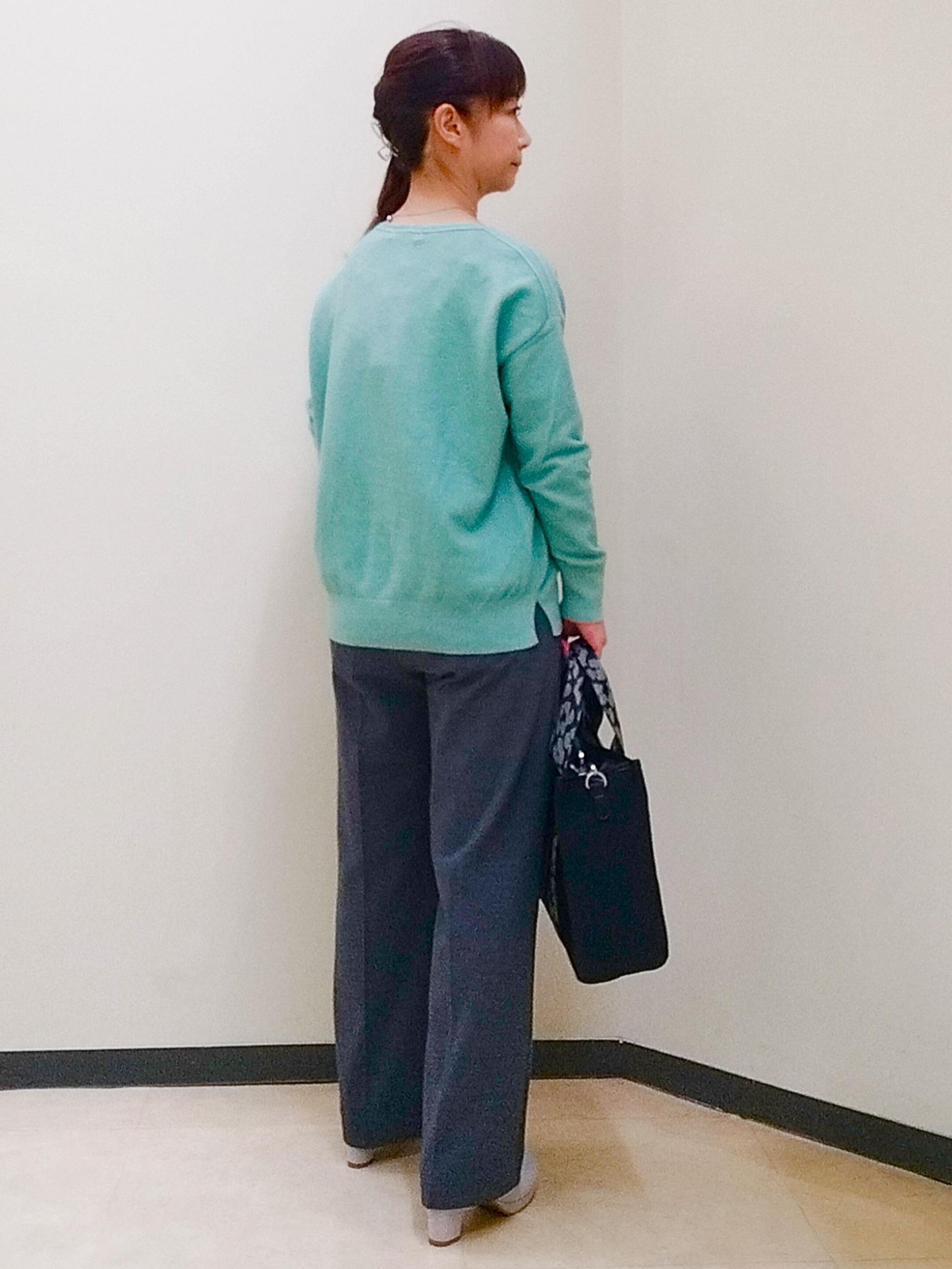 花さんの「Reflect｜ボートネックニットトップス」を使ったコーディネート