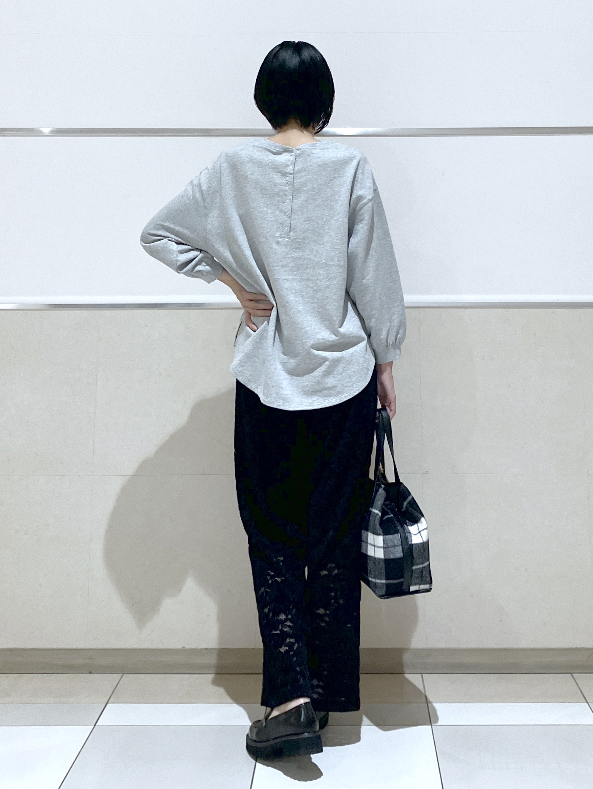 eriko さんの「Dessin｜【洗える/7色展開/XS-L】バックヘンリーミニ裏毛 長袖」を使ったコーディネート