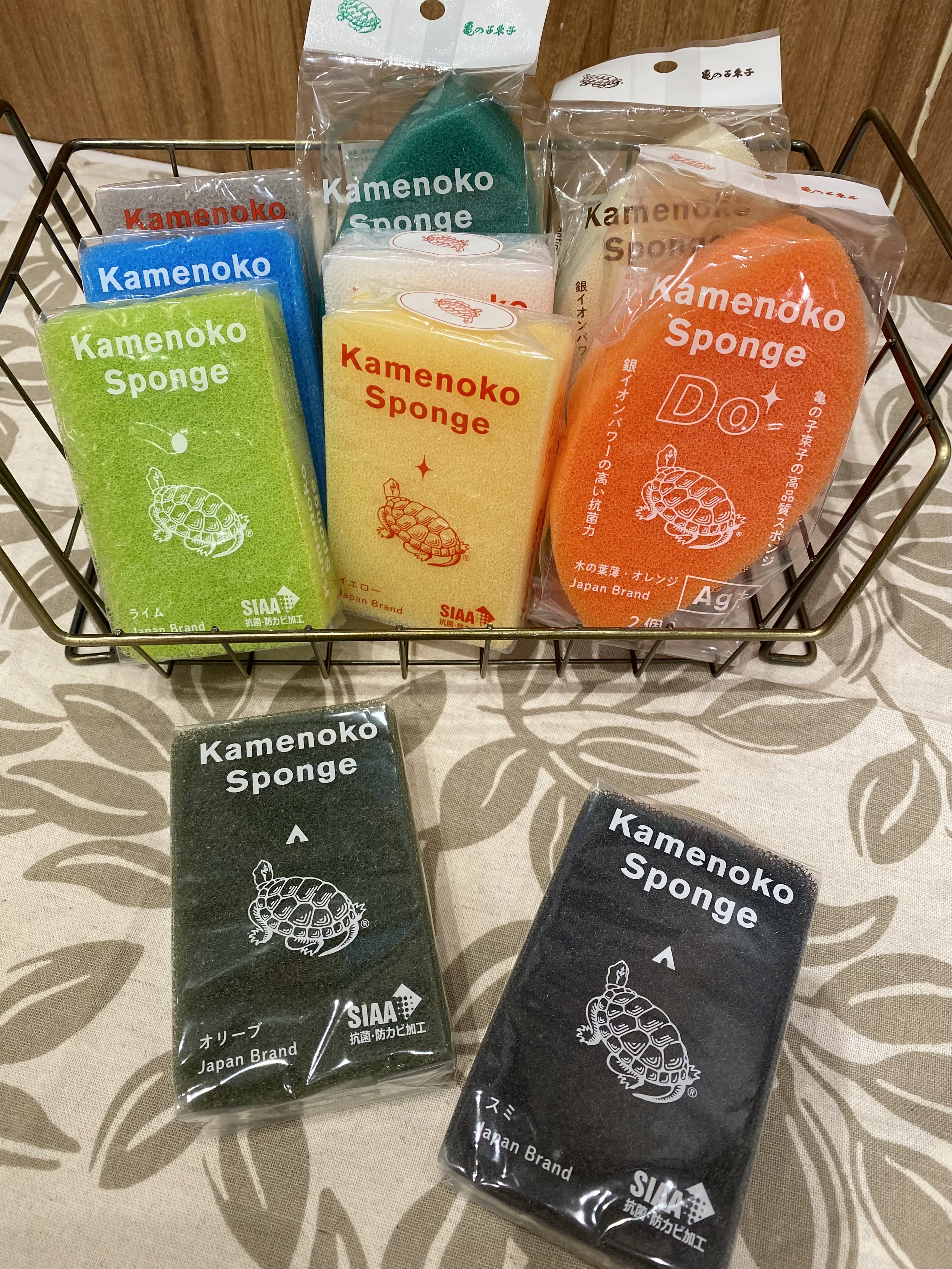 kimikuさんの「212 KITCHEN STORE｜◆サンサンスポンジ ブラック ソフト」を使ったコーディネート