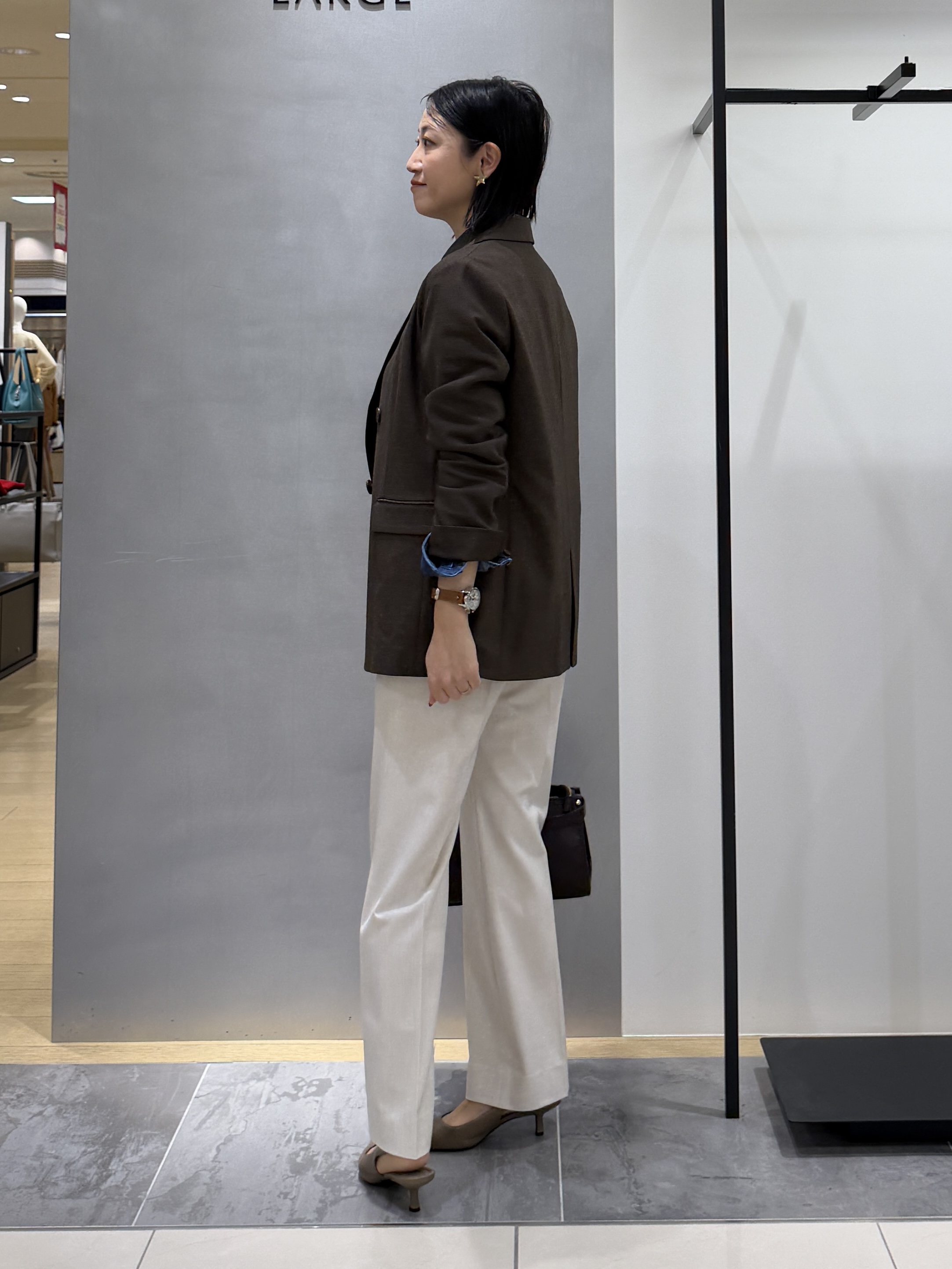 shihoさんの「INDIVI｜【洗濯機OK／ストレッチ◎】秋はじめのダブルジャケット」を使ったコーディネート