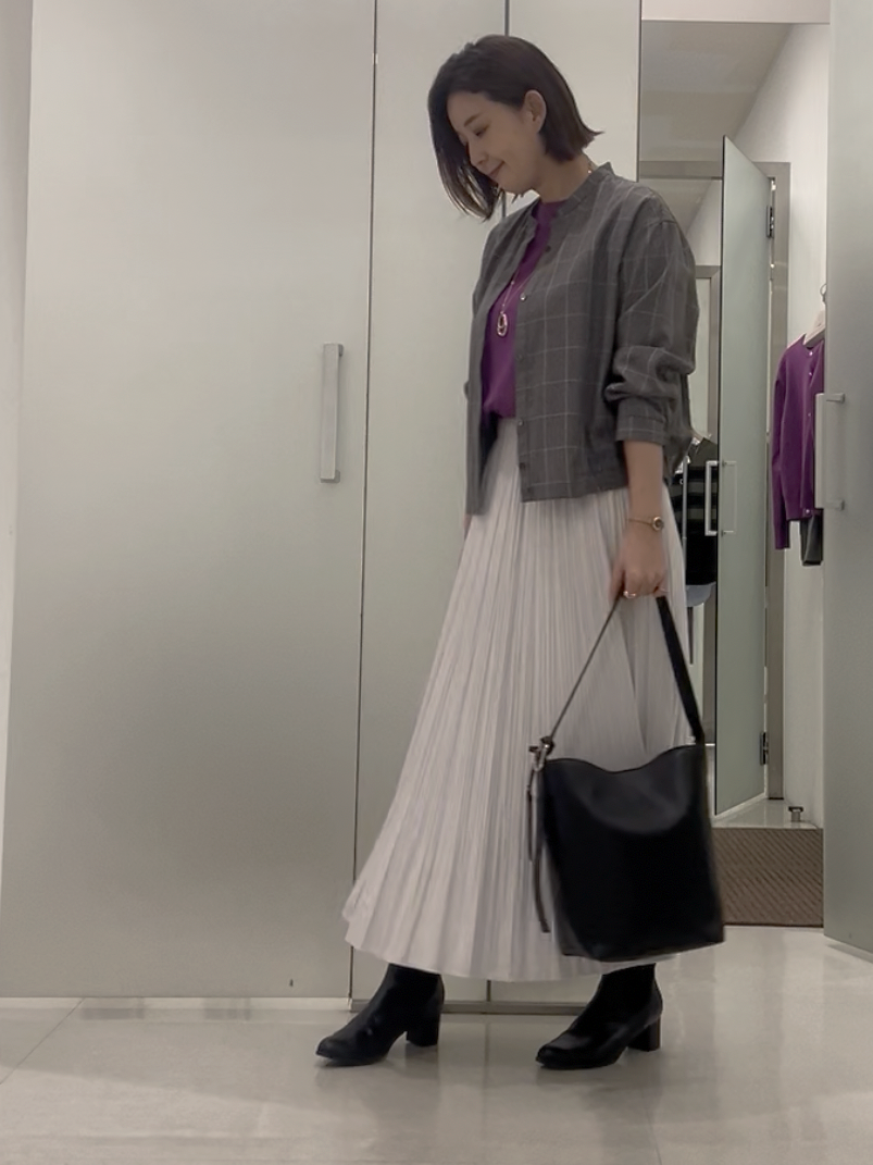 まどかさんの「UNTITLED｜【セットアップ可/秋羽織り】メランジツイルシャツ」を使ったコーディネート