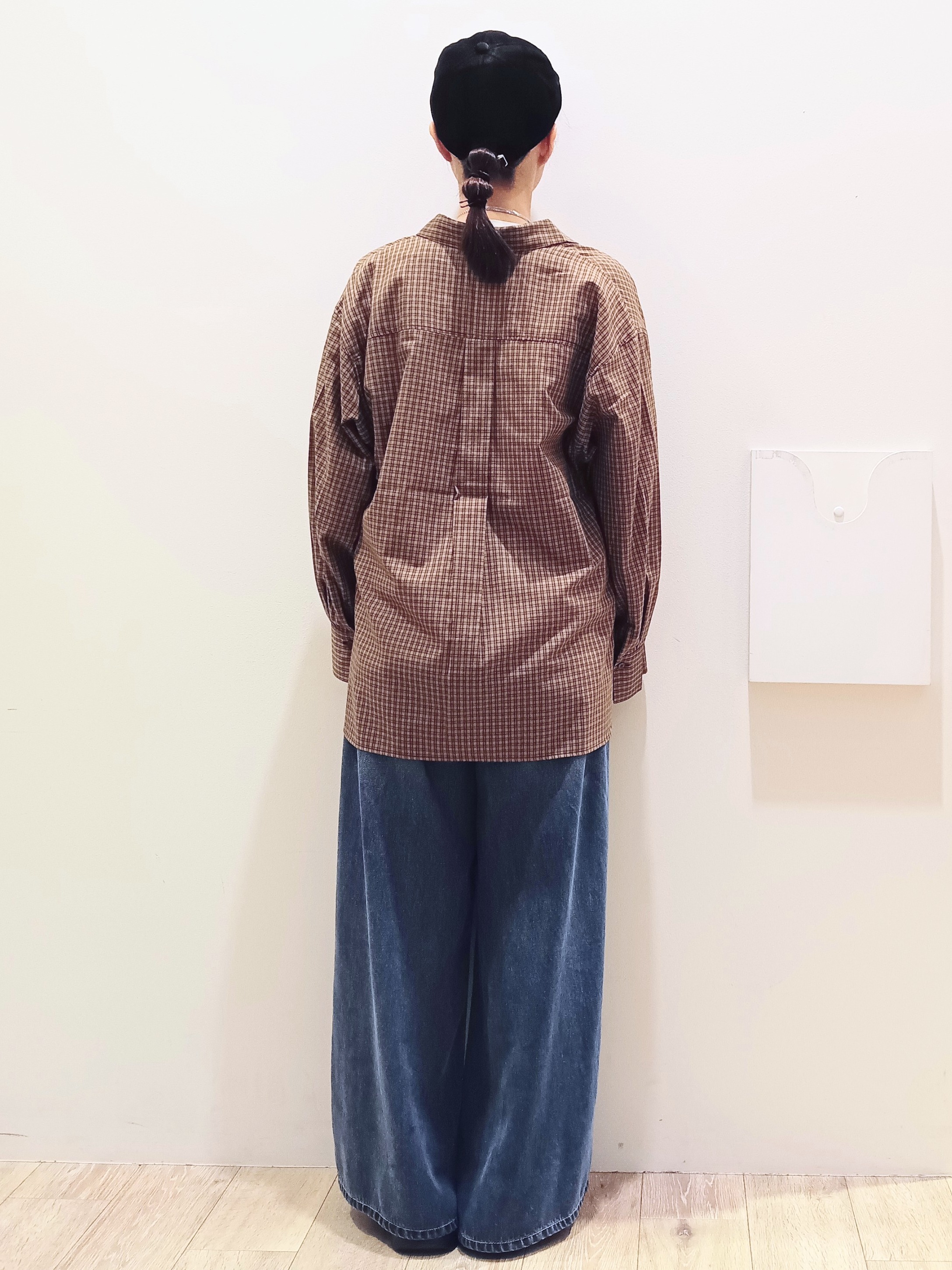 MKさんの「index｜フォトプリントTシャツ【洗濯機OK】」を使ったコーディネート