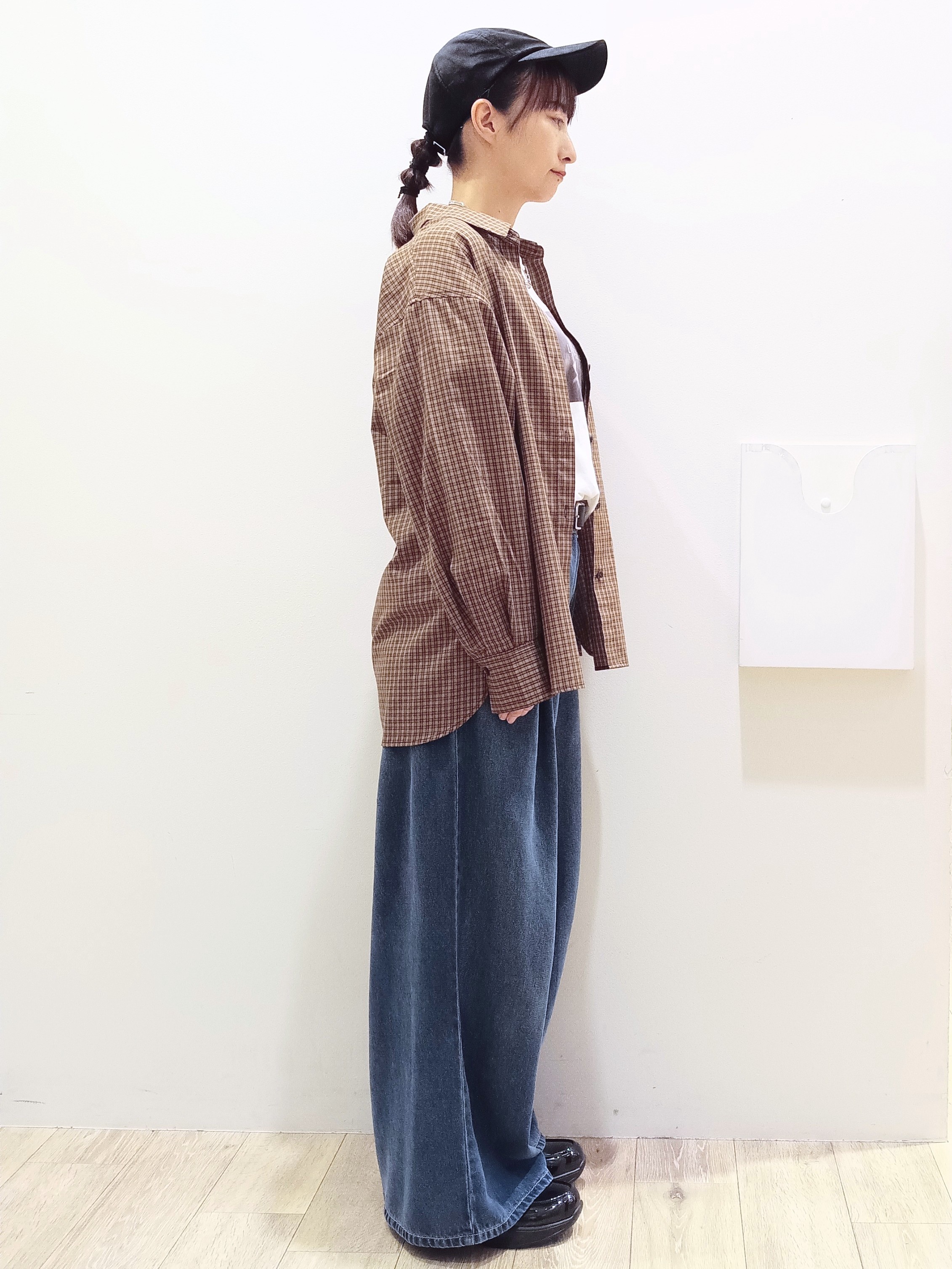 MKさんの「index｜フォトプリントTシャツ【洗濯機OK】」を使ったコーディネート