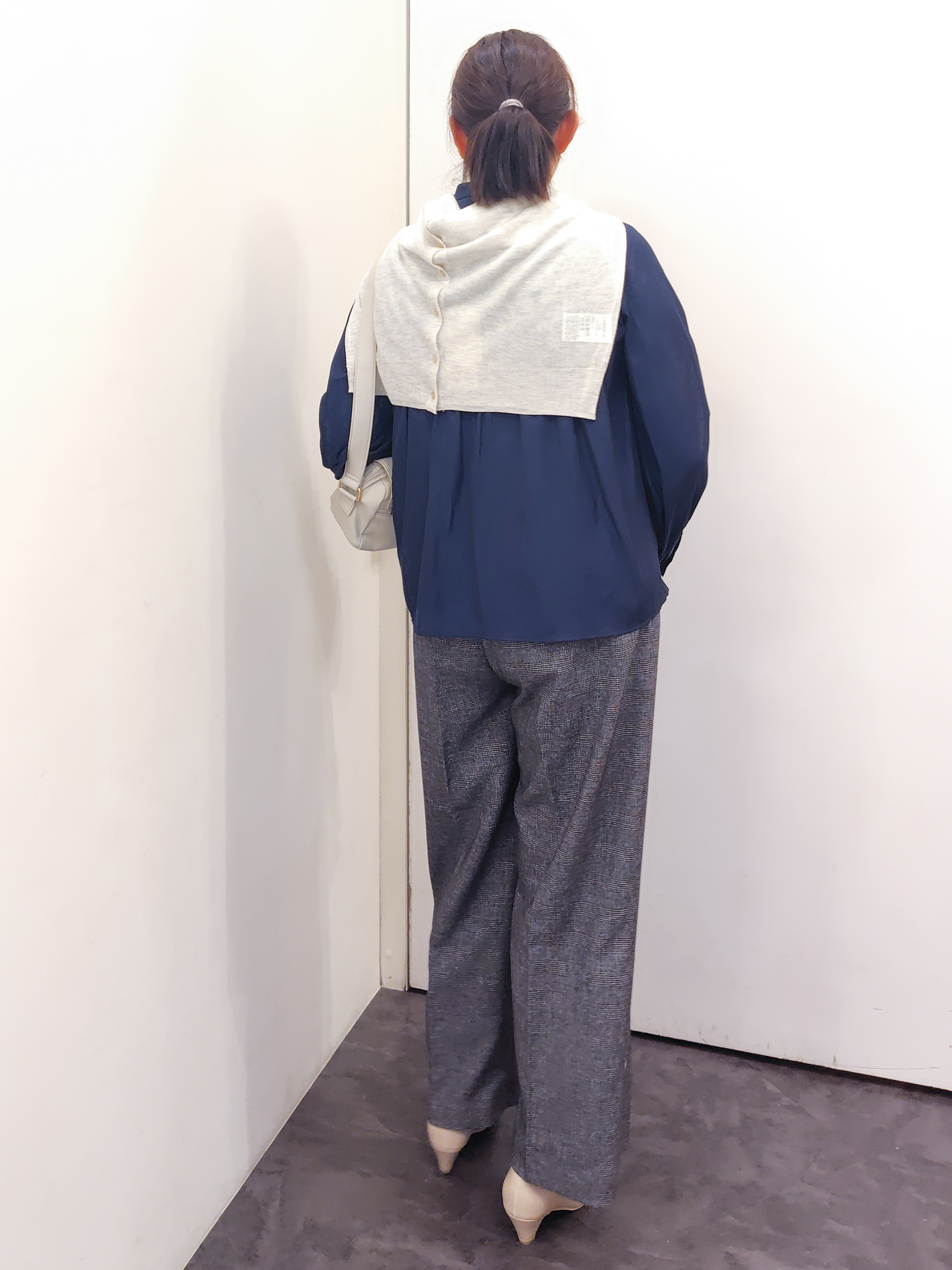 こんちゃんさんの「grove｜高評価！【洗える／名品】大人の透け感、シアーカーディガン」を使ったコーディネート