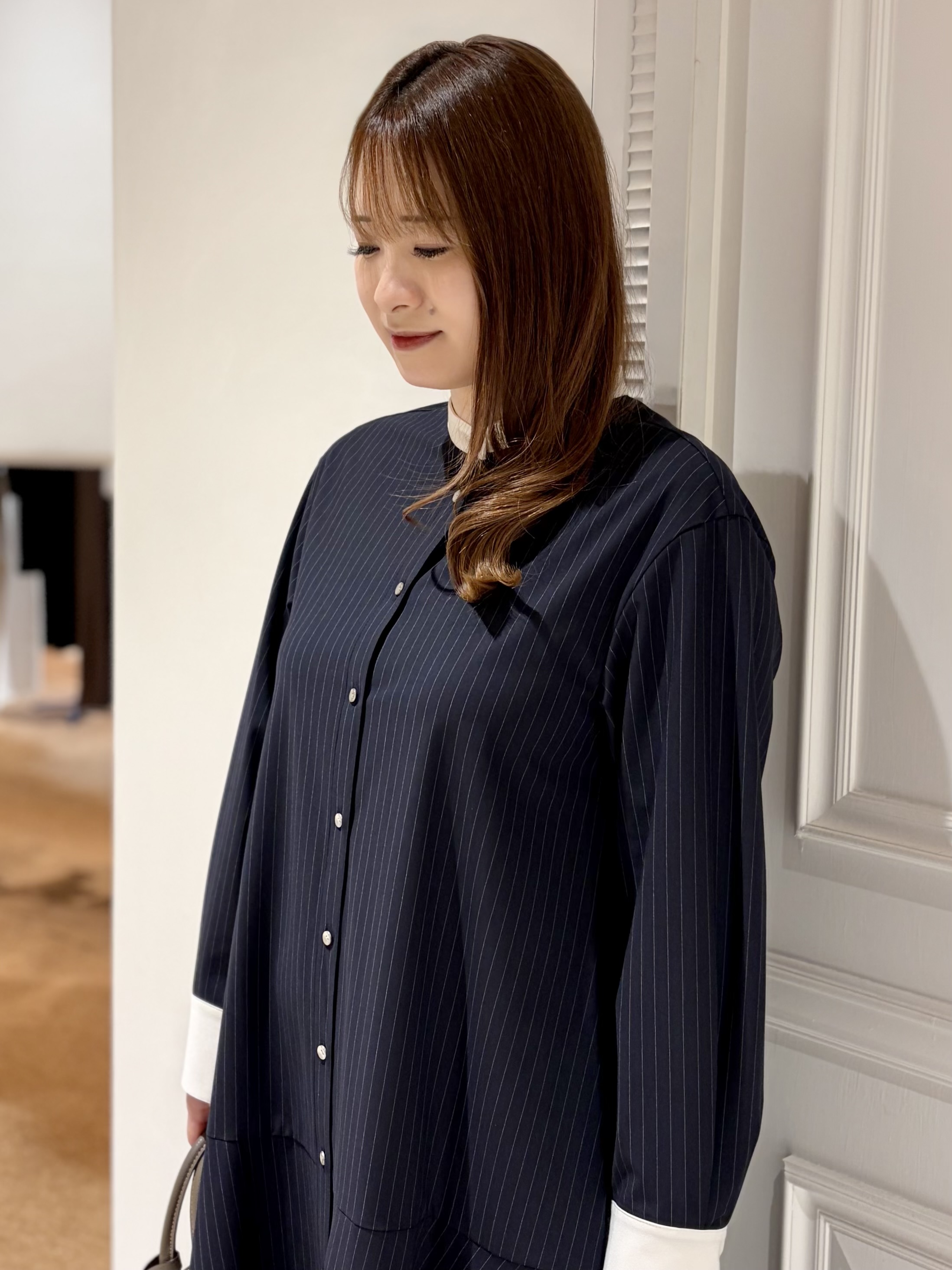 minowaさんの「DRESSTERIOR｜ウォッシャブルストライプシャツワンピース」を使ったコーディネート