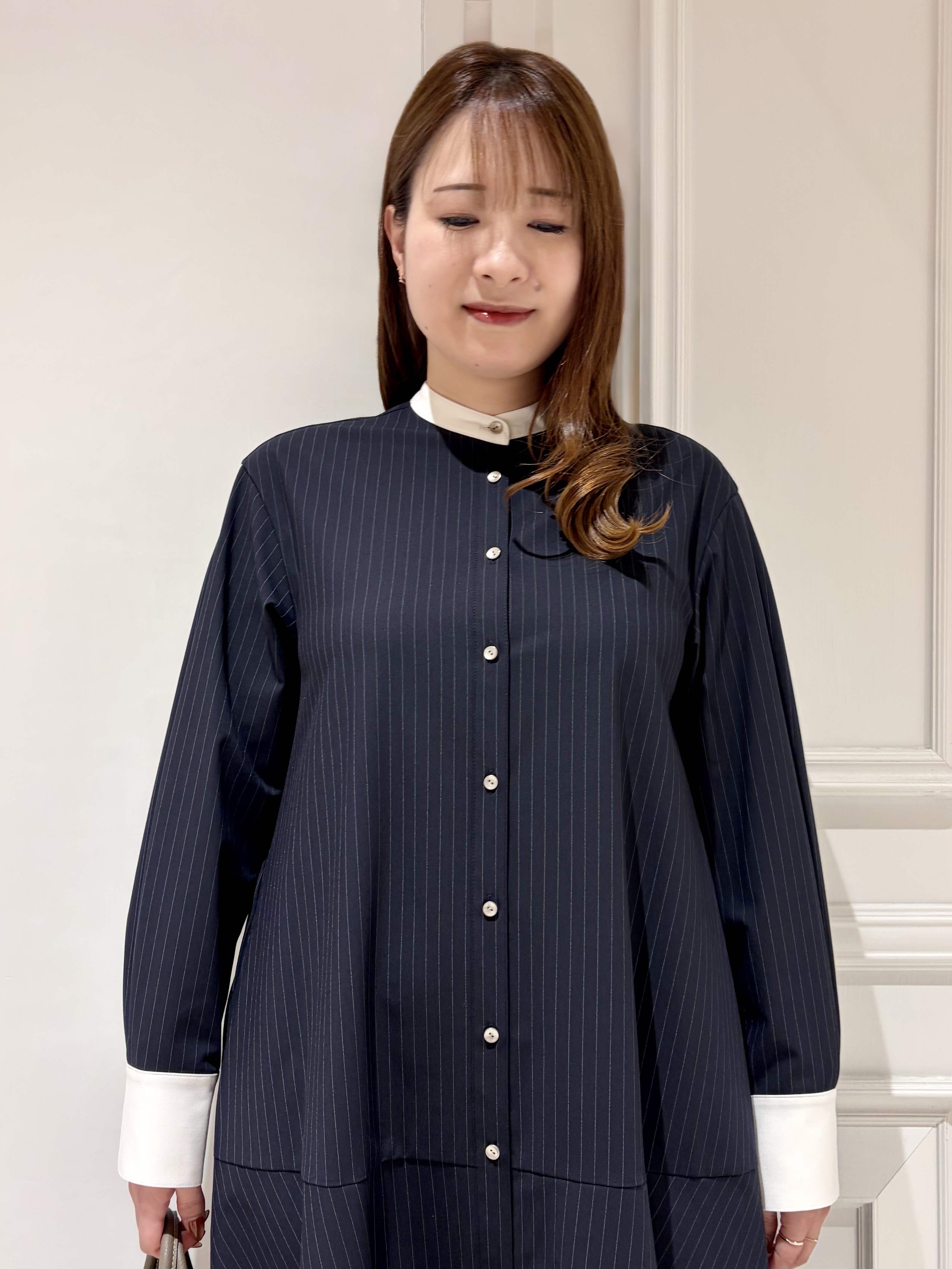 minowaさんの「DRESSTERIOR｜ウォッシャブルストライプシャツワンピース」を使ったコーディネート