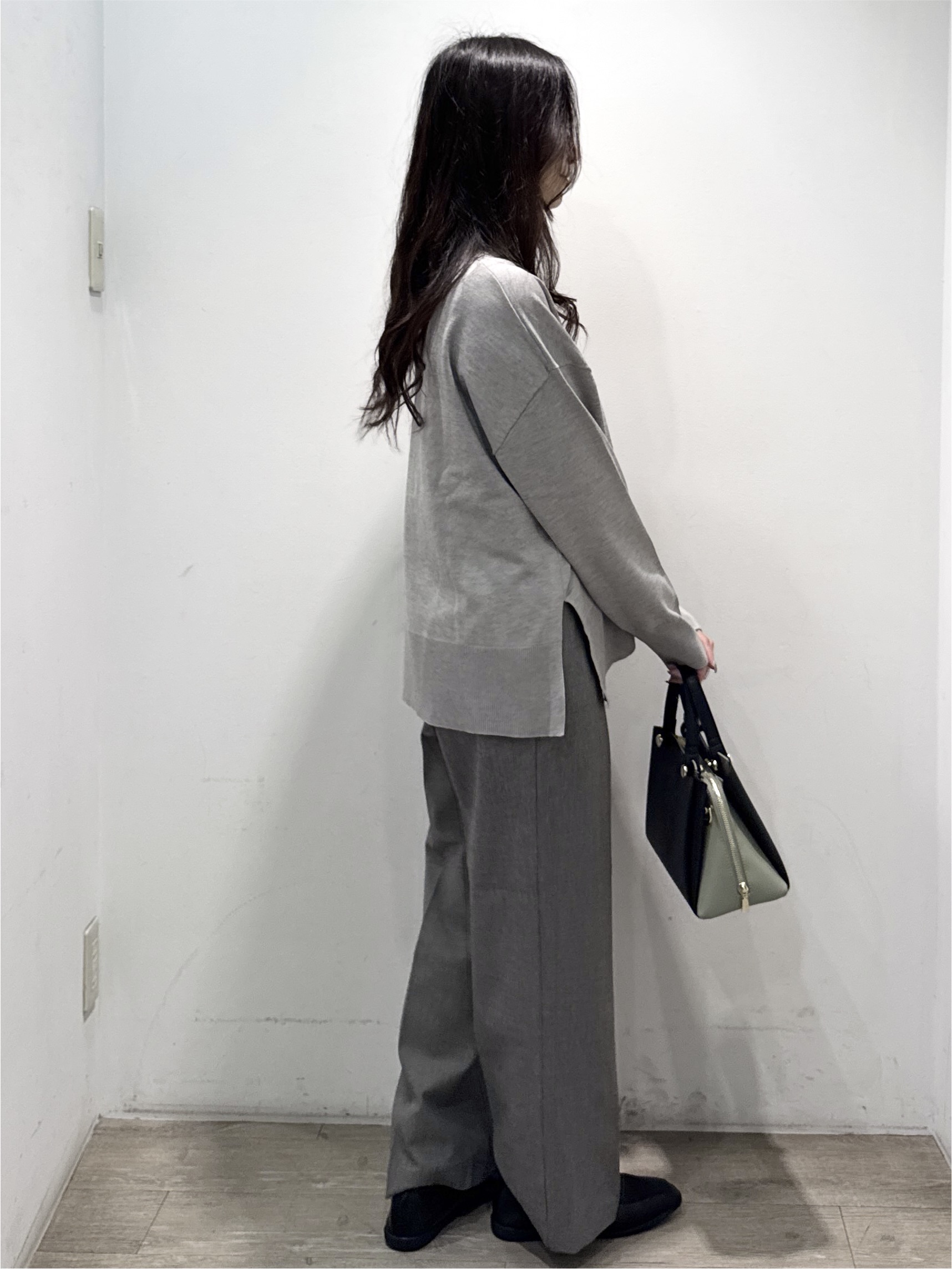 yuicciさんの「OPAQUE.CLIP｜リラクシークルーニット【洗濯機OK】」を使ったコーディネート