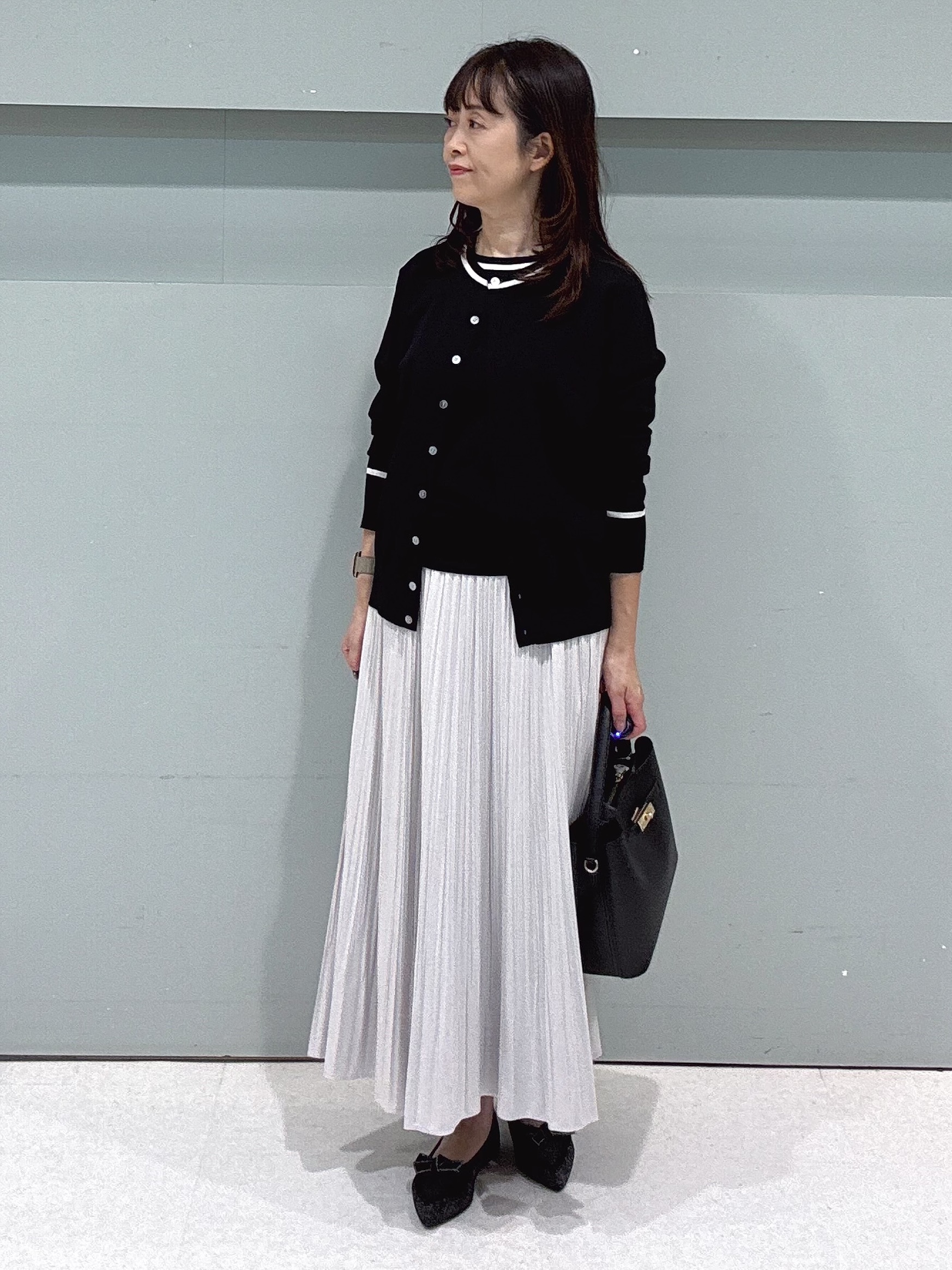 makiさんの「UNTITLED｜【アンサンブル可能/秋羽織り】コンパクトニットカーディガン」を使ったコーディネート