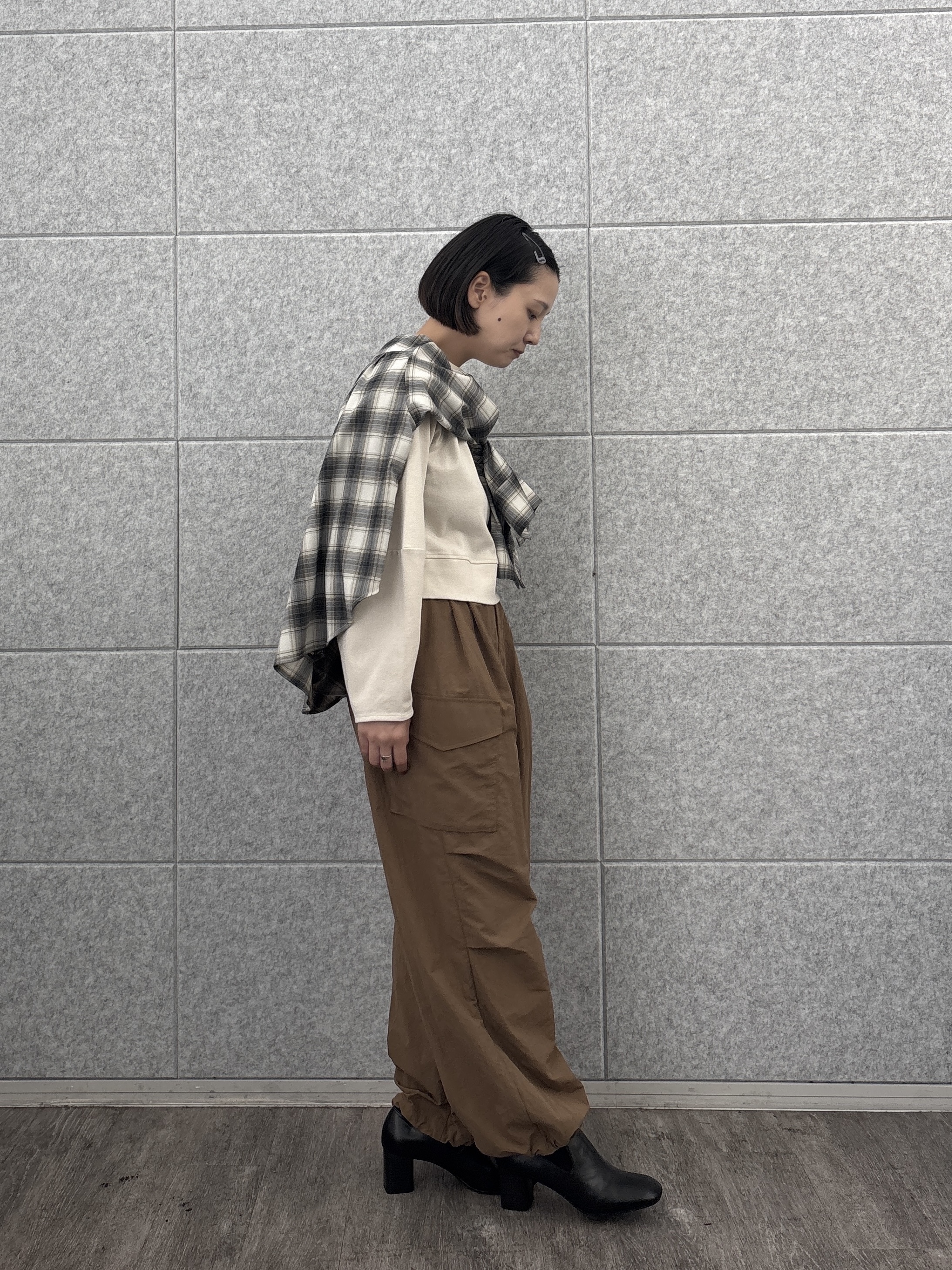 ayanoさんの「INDIVI｜ロングスリーブフォルムカットソー【洗える】」を使ったコーディネート
