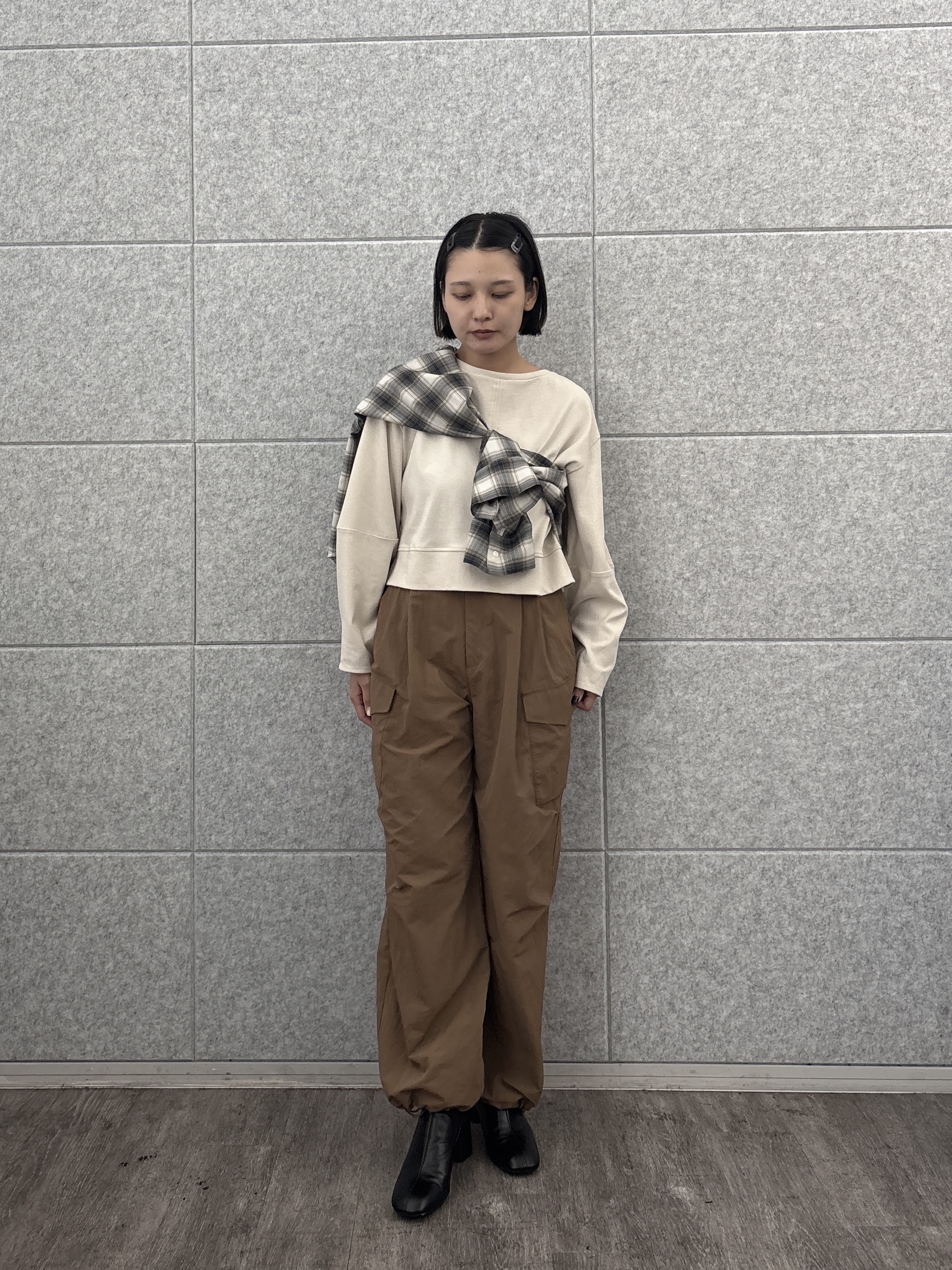 ayanoさんの「INDIVI｜ロングスリーブフォルムカットソー【洗える】」を使ったコーディネート