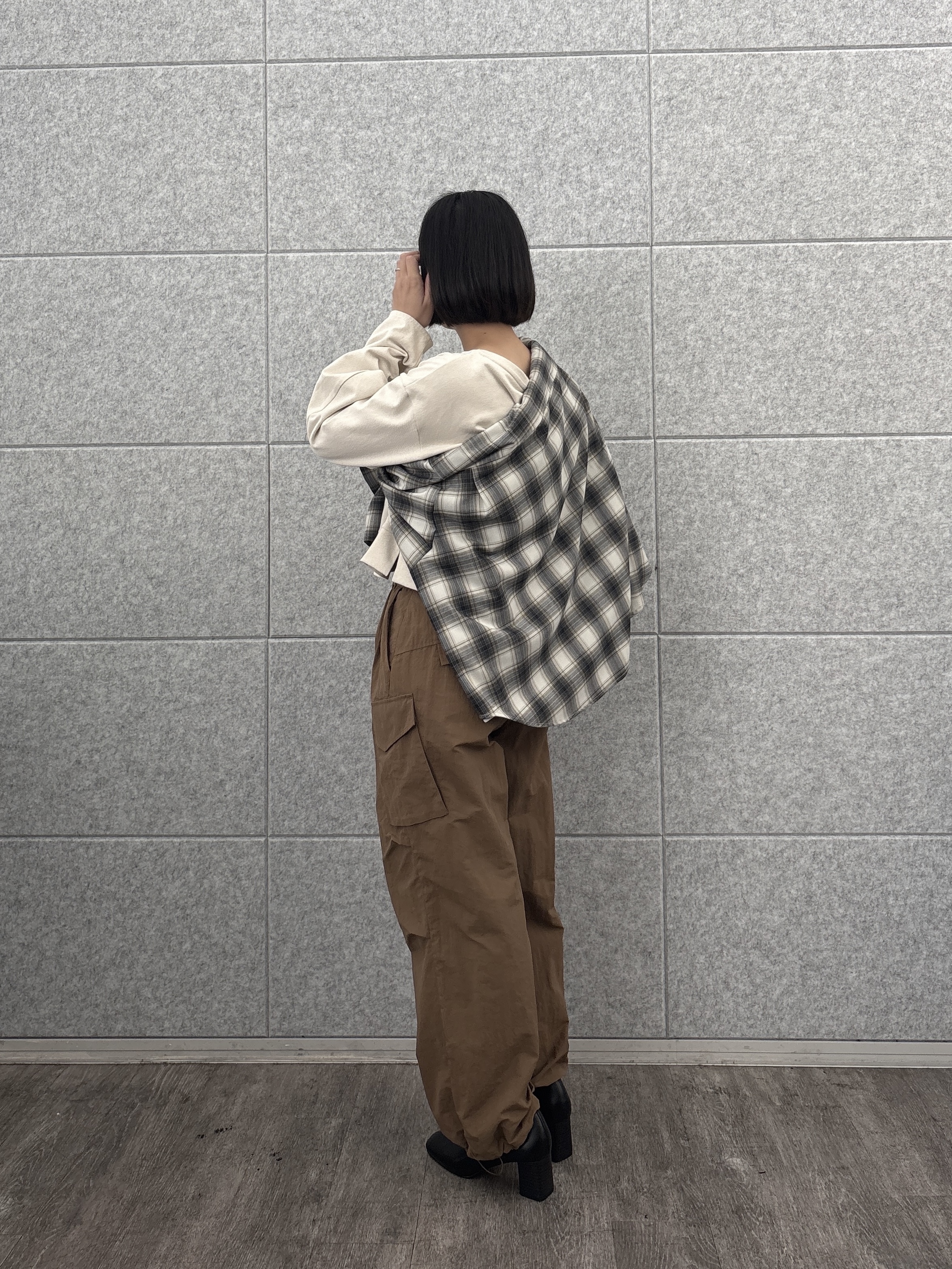 ayanoさんの「INDIVI｜ロングスリーブフォルムカットソー【洗える】」を使ったコーディネート