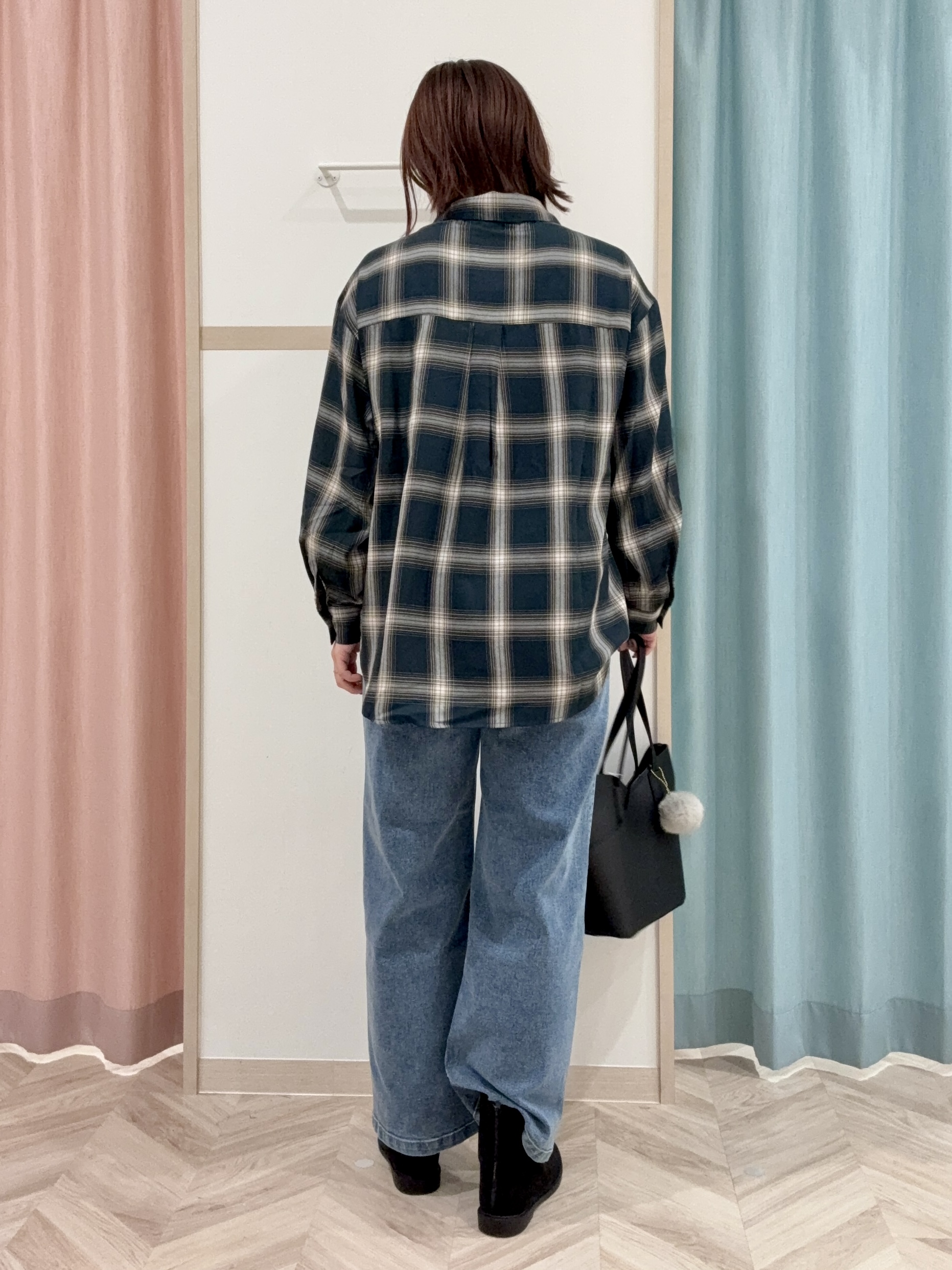 kさんの「SHOO･LA･RUE｜【洗濯後しわになりにくい/S-LL】気分で選ぶ 大人のデイリー使いに ベーシックシャツ」を使ったコーディネート
