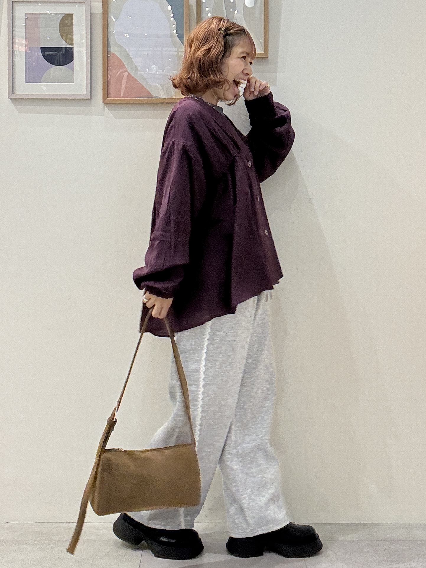 たけぴさんの「SHOO･LA･RUE｜【S-LL/洗濯機可】着痩せシルエット シャーリングシャツカーディガン」を使ったコーディネート