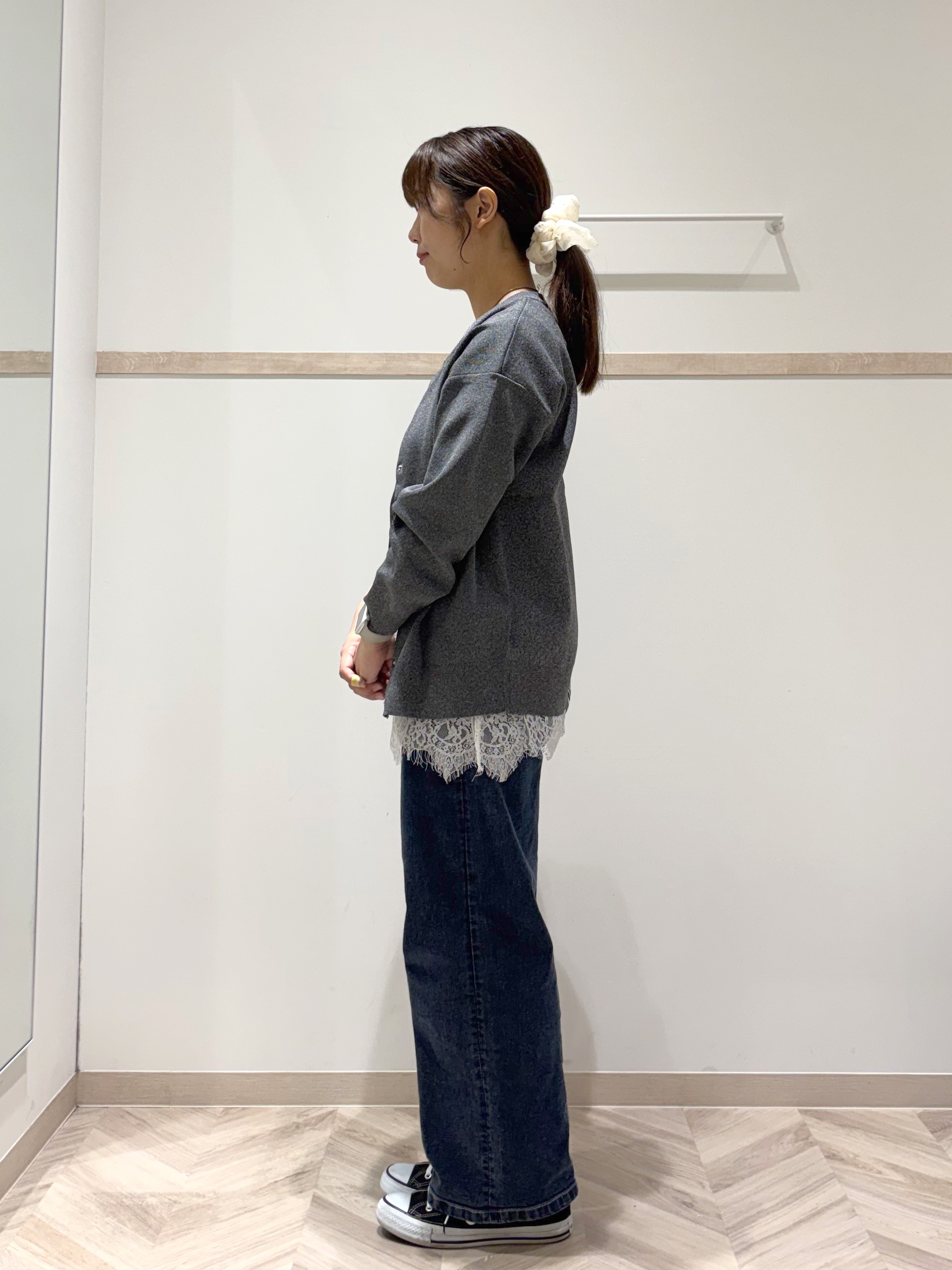 donpiさんの「SHOO･LA･RUE｜【セットアップ可/洗濯機可】軽やかに羽織れる スポンディッシュ ニットカーディガン」を使ったコーディネート